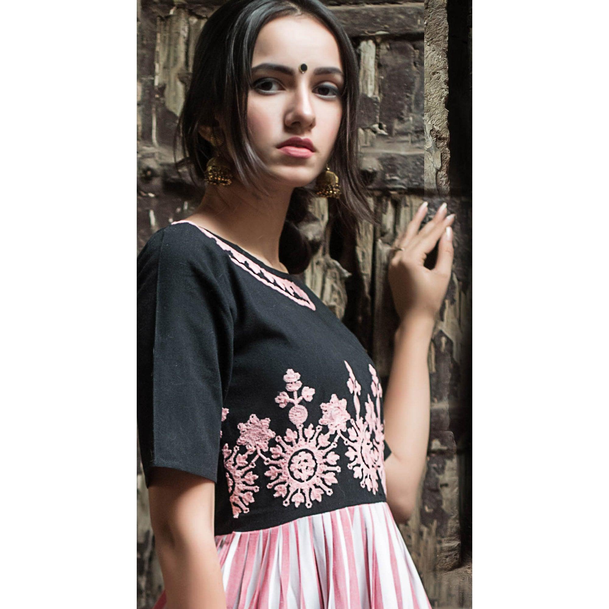 Black-Pink Embroidered Linen Long Kurti - Peachmode