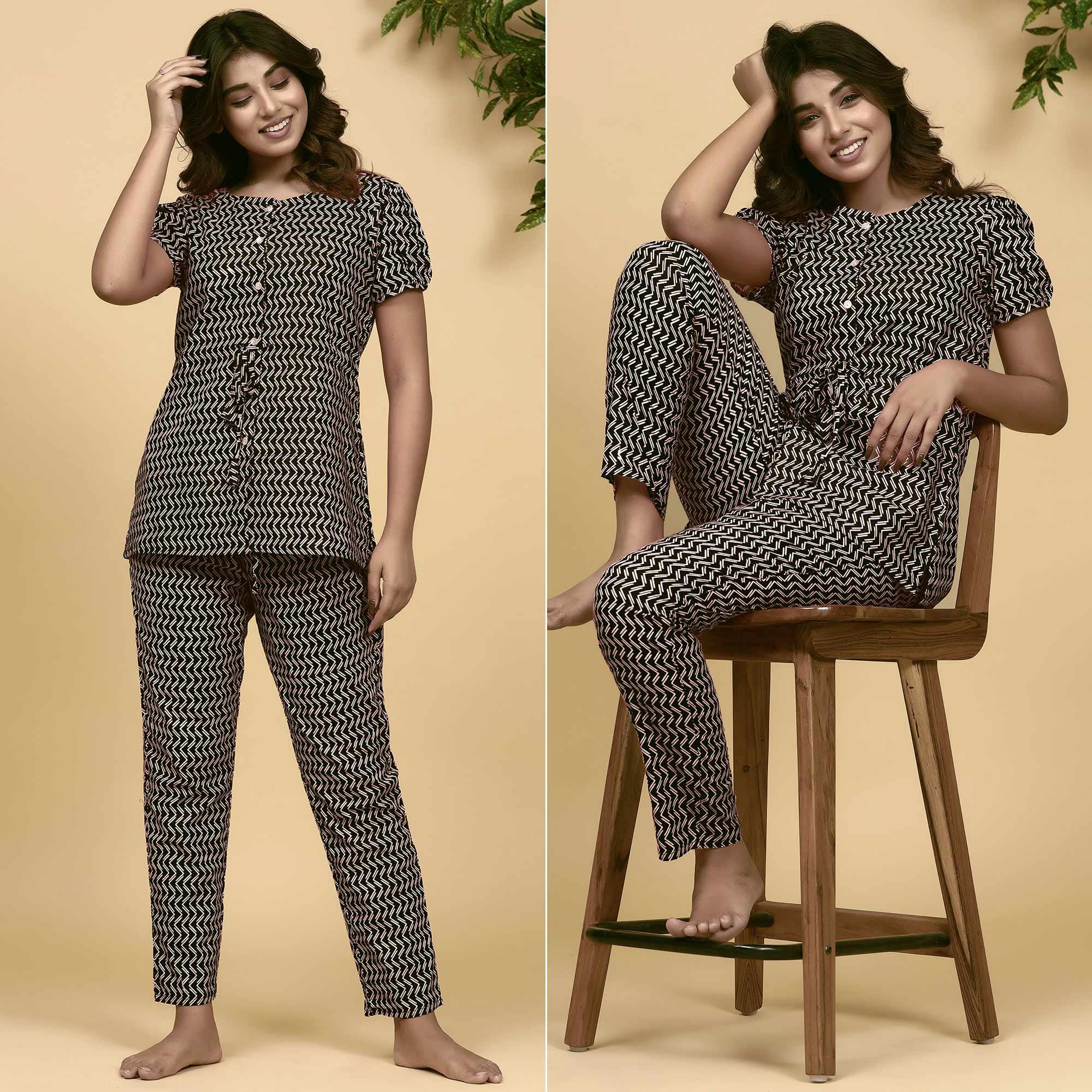 Black Printed Pure Cotton Night Suit - Peachmode