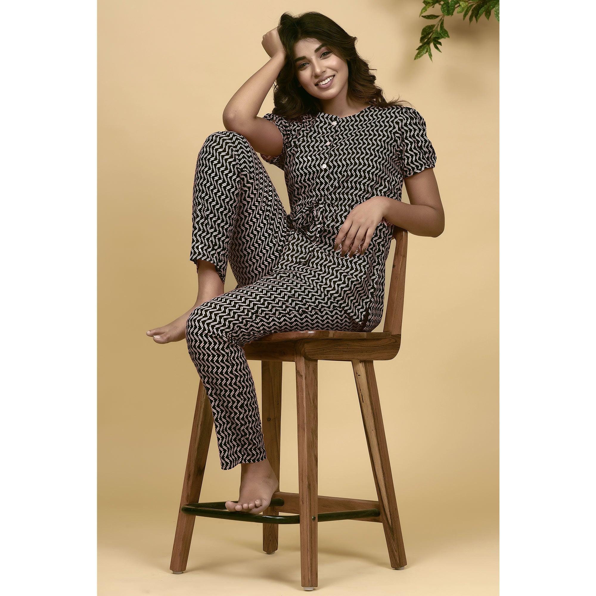 Black Printed Pure Cotton Night Suit - Peachmode