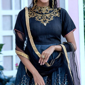 Blooming Black Colored Partywear Embroidered Silk Gown - Peachmode