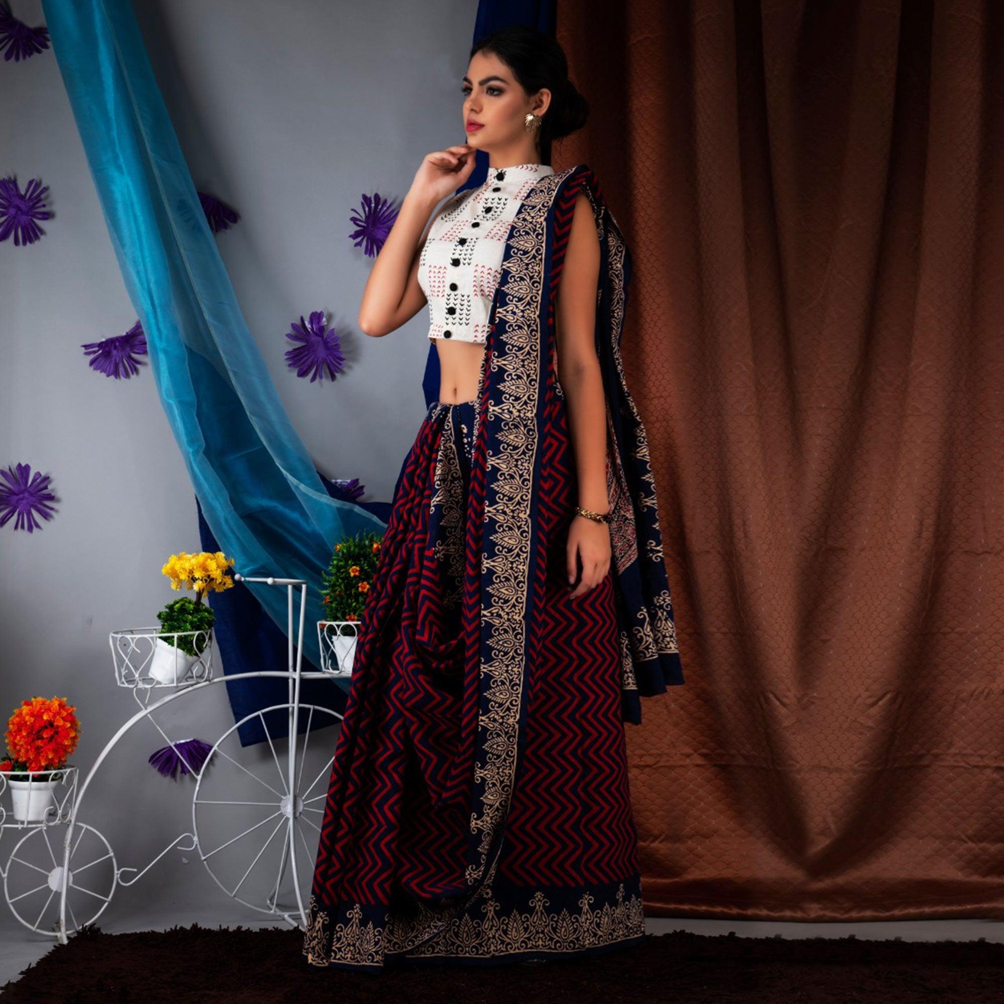 Blue Striped Printed Linen Saree - Peachmode