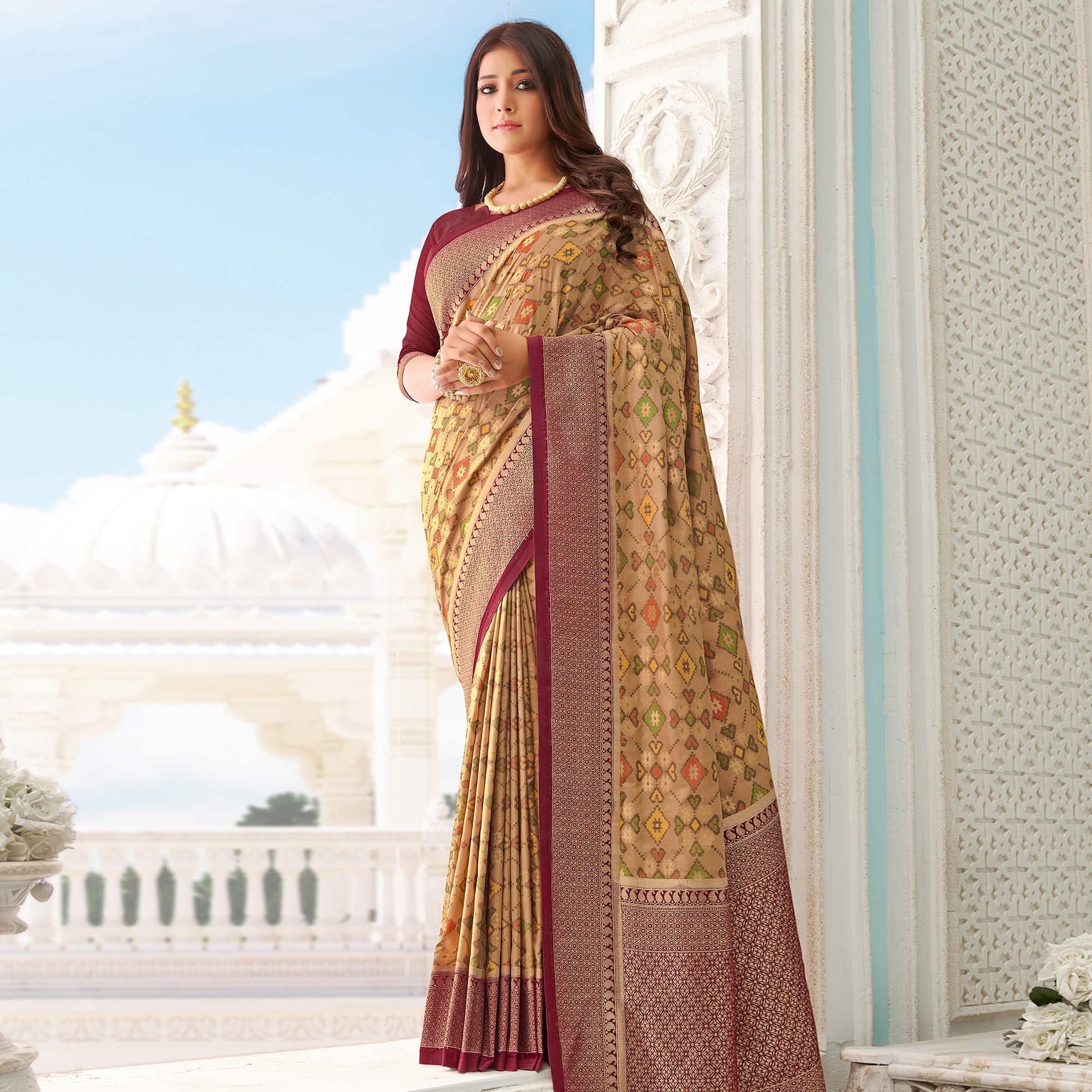 Captivating Beige - Maroon Colored Festive Wear Woven Pure Handloom Silk Saree - Peachmode