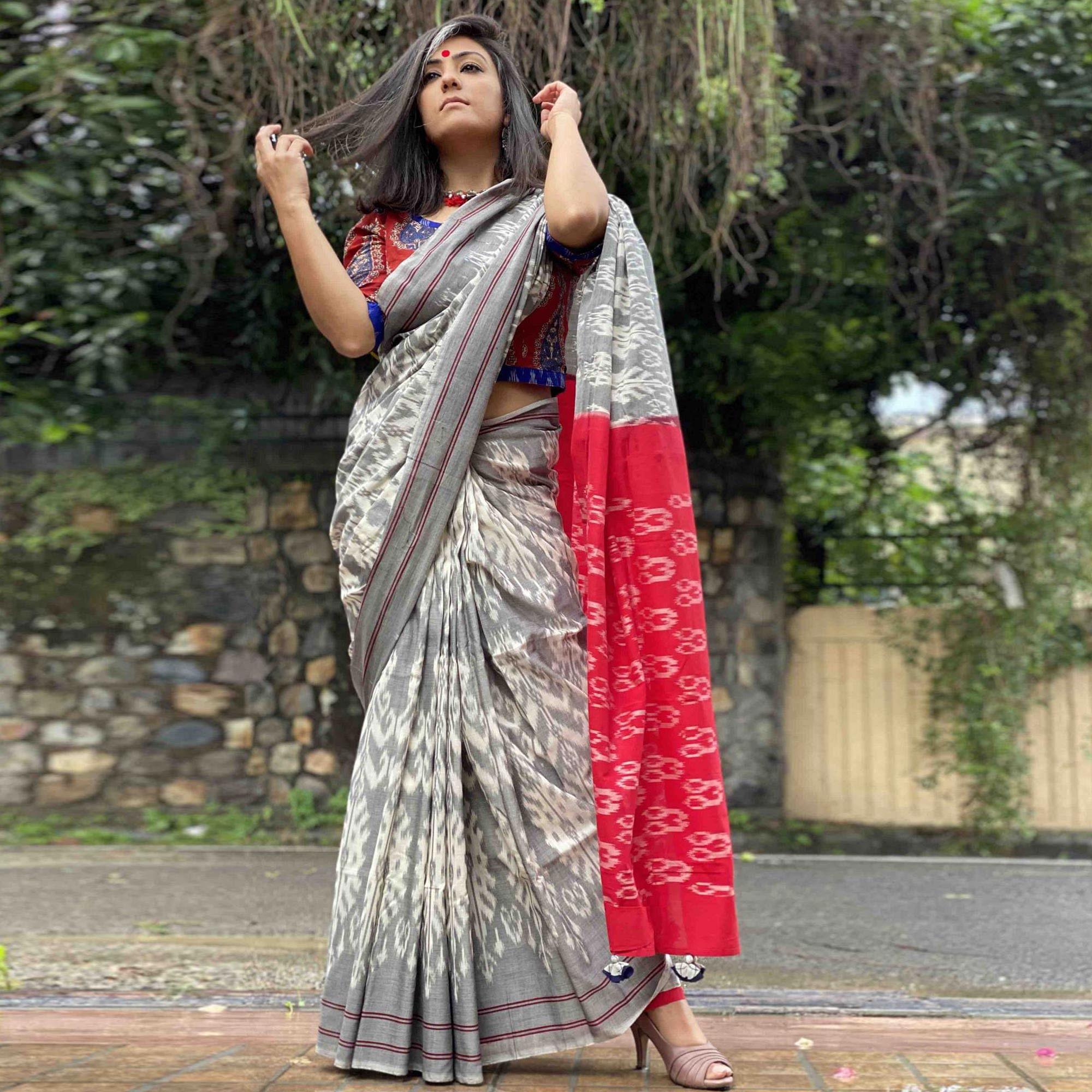 Captivating Grey Colored Casual Wear Printed Silk Saree - Peachmode