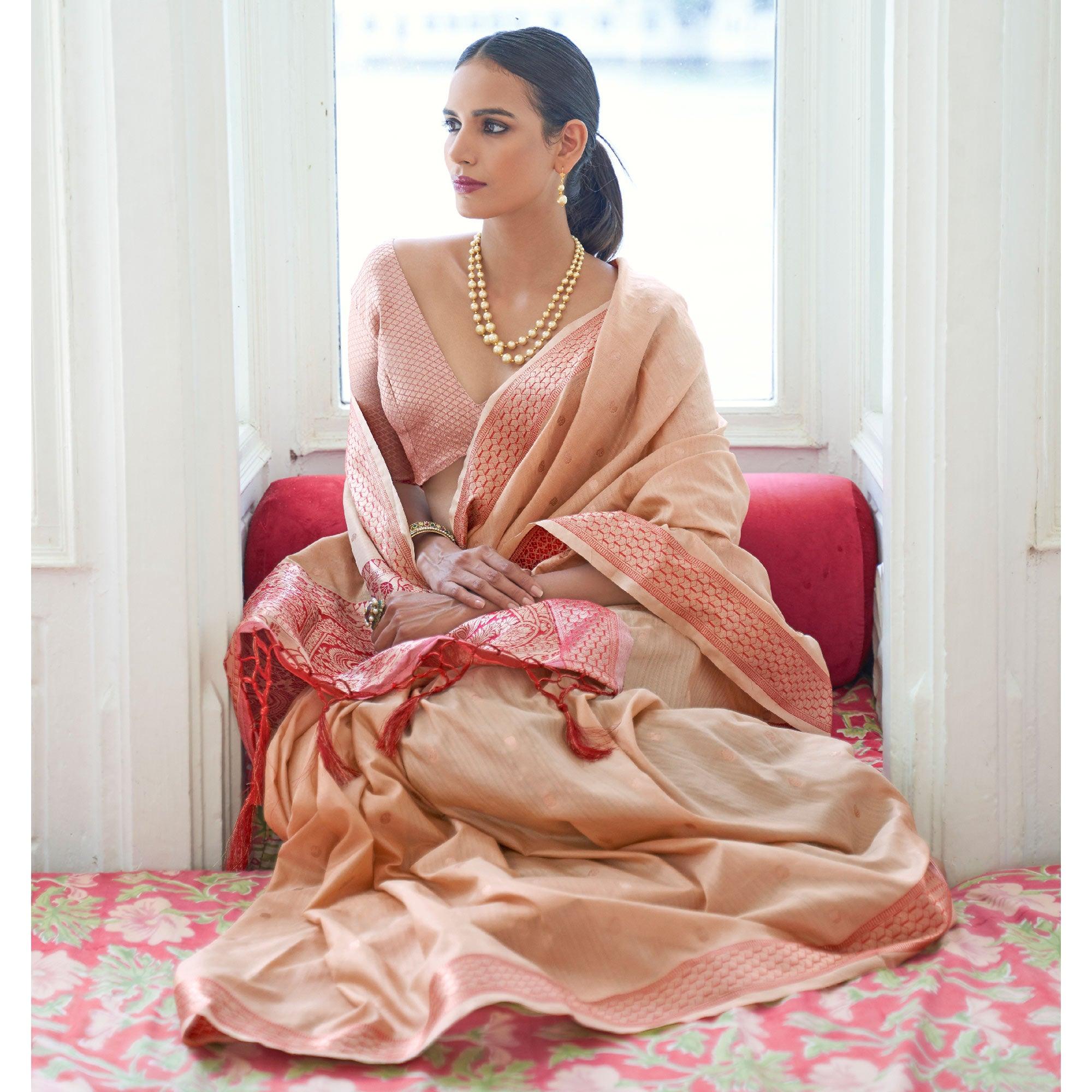 Cream Festive Wear Woven Handloom Silk Saree - Peachmode