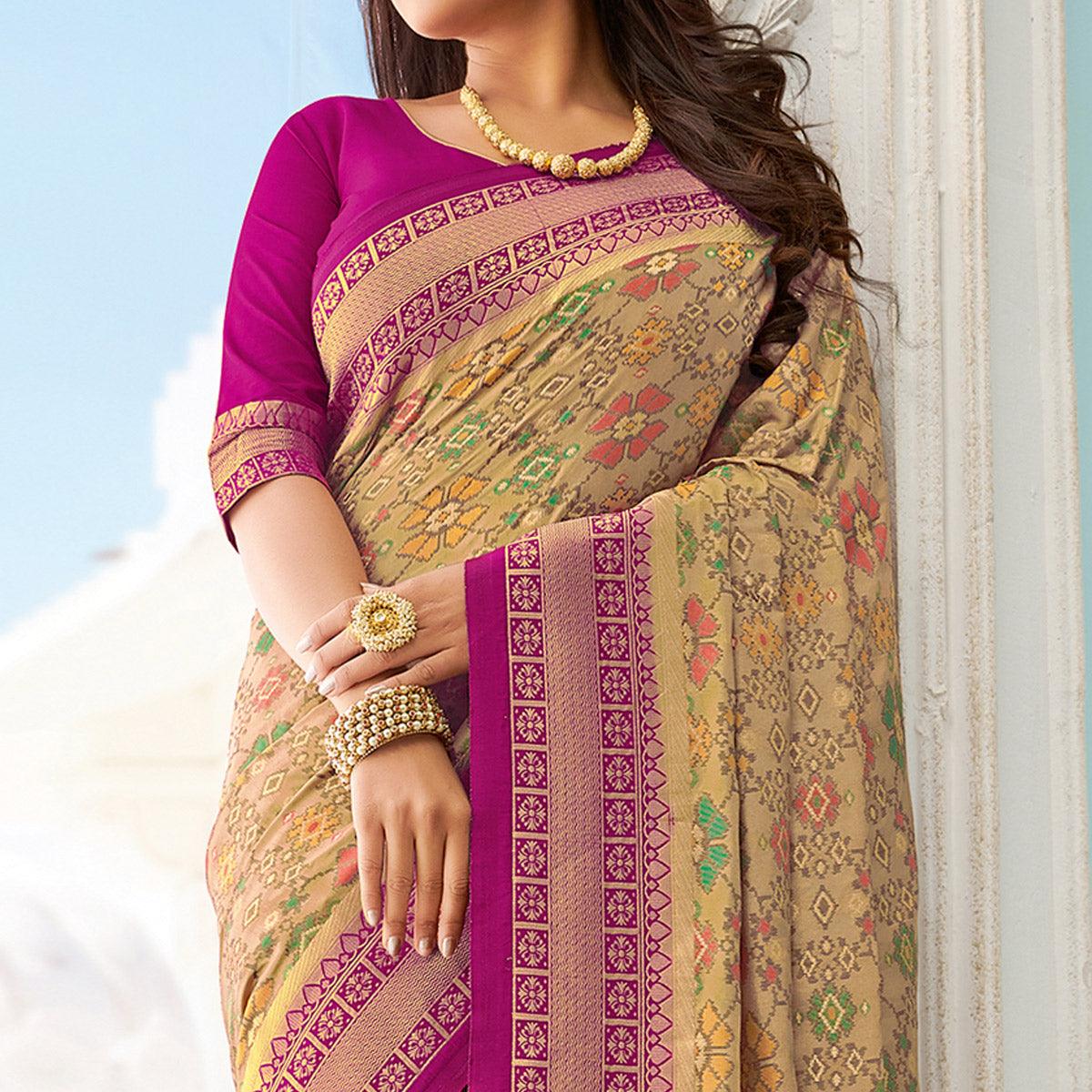 Delightful Beige - Pink Colored Festive Wear Woven Pure Handloom Silk Saree - Peachmode