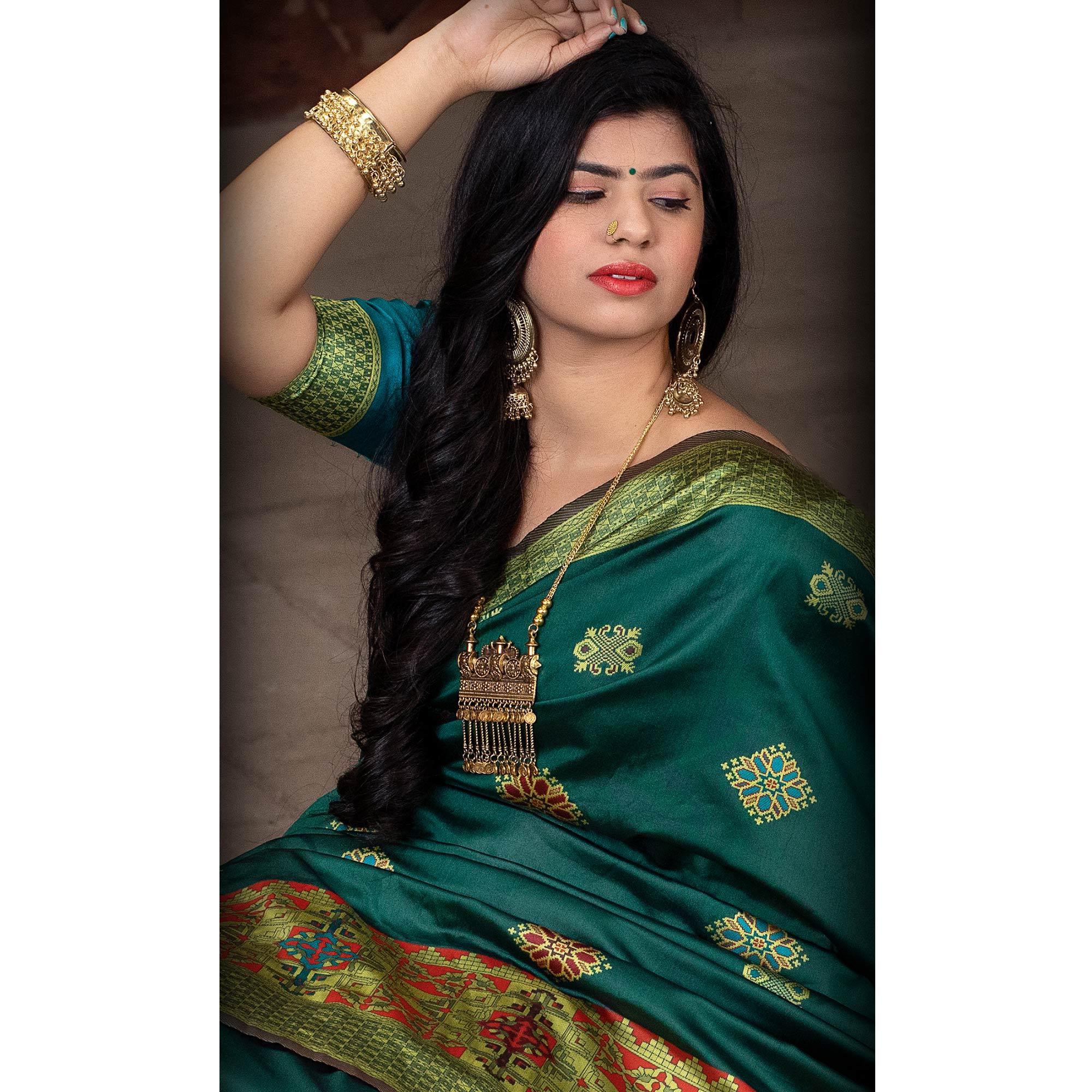 Demanding Green Colored Festive Wear Woven Banarasi Silk Saree - Peachmode