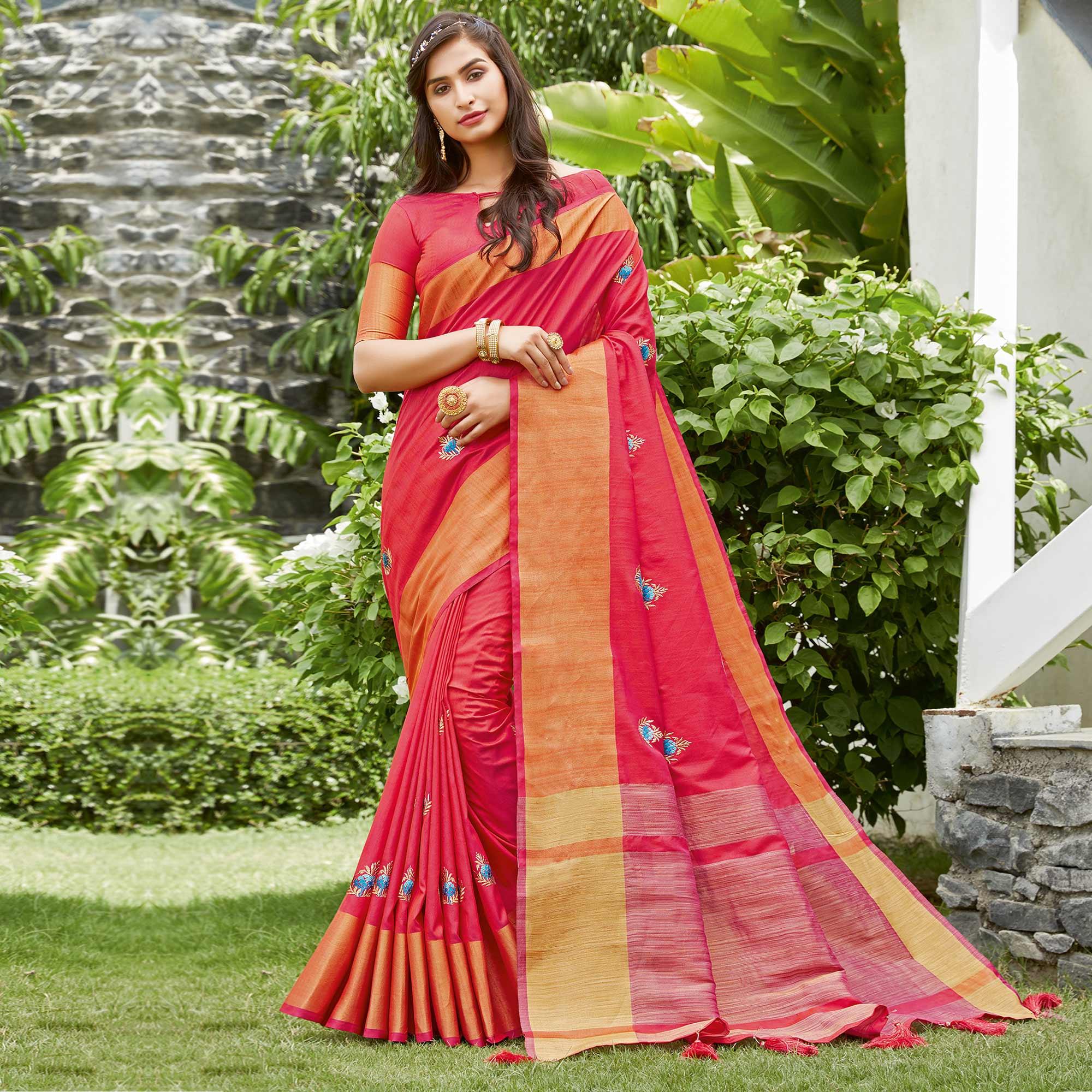 Demanding Pink Colored Festive Wear Woven Handloom Silk Saree - Peachmode