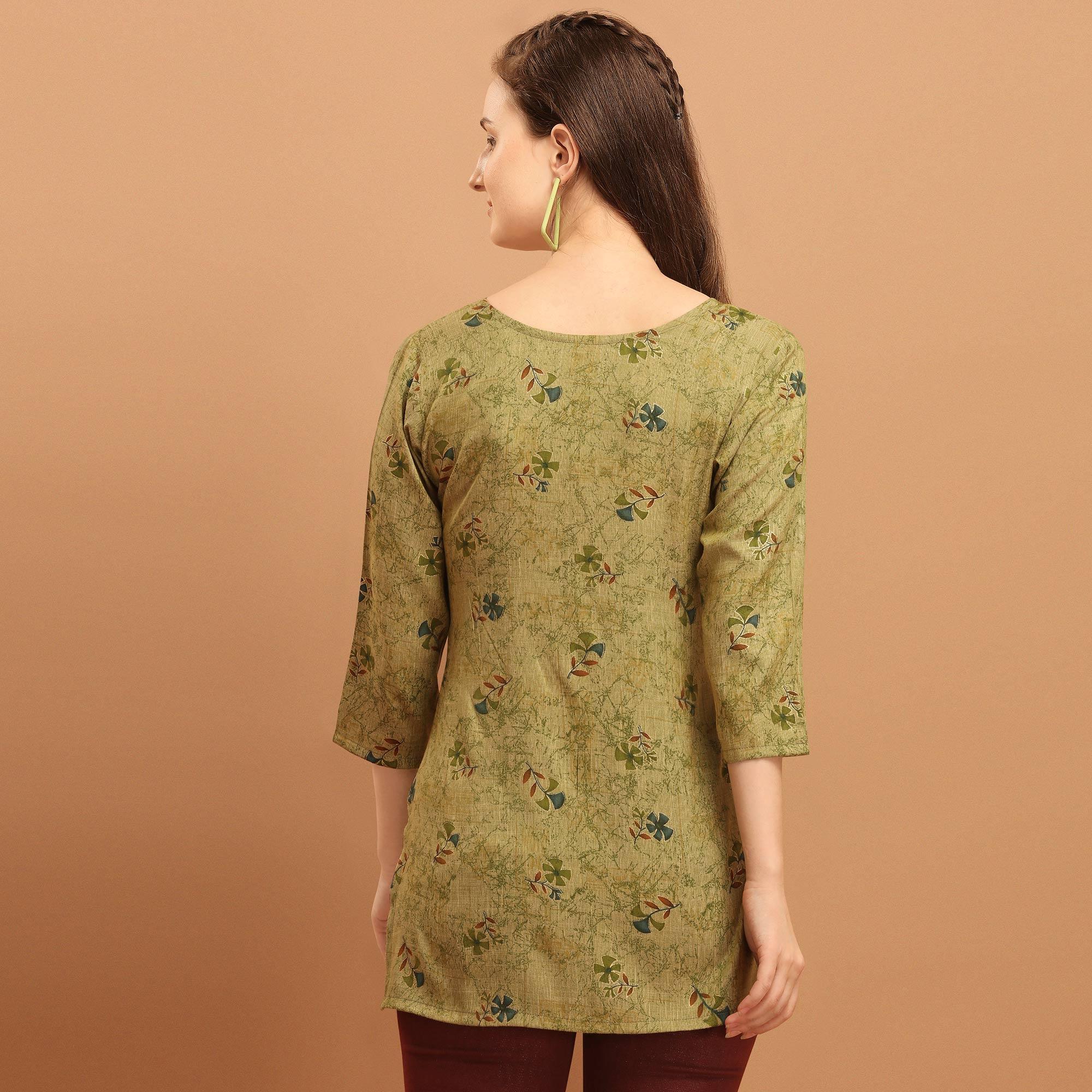 Engrossing Green Colored Casual Wear Printed Rayon Top - Peachmode