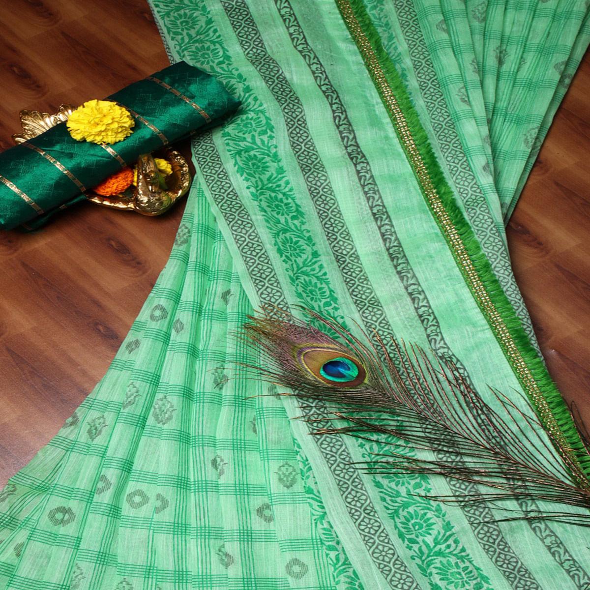 Engrossing Parrot Green Colored Casual Wear Printed Cotton Saree - Peachmode