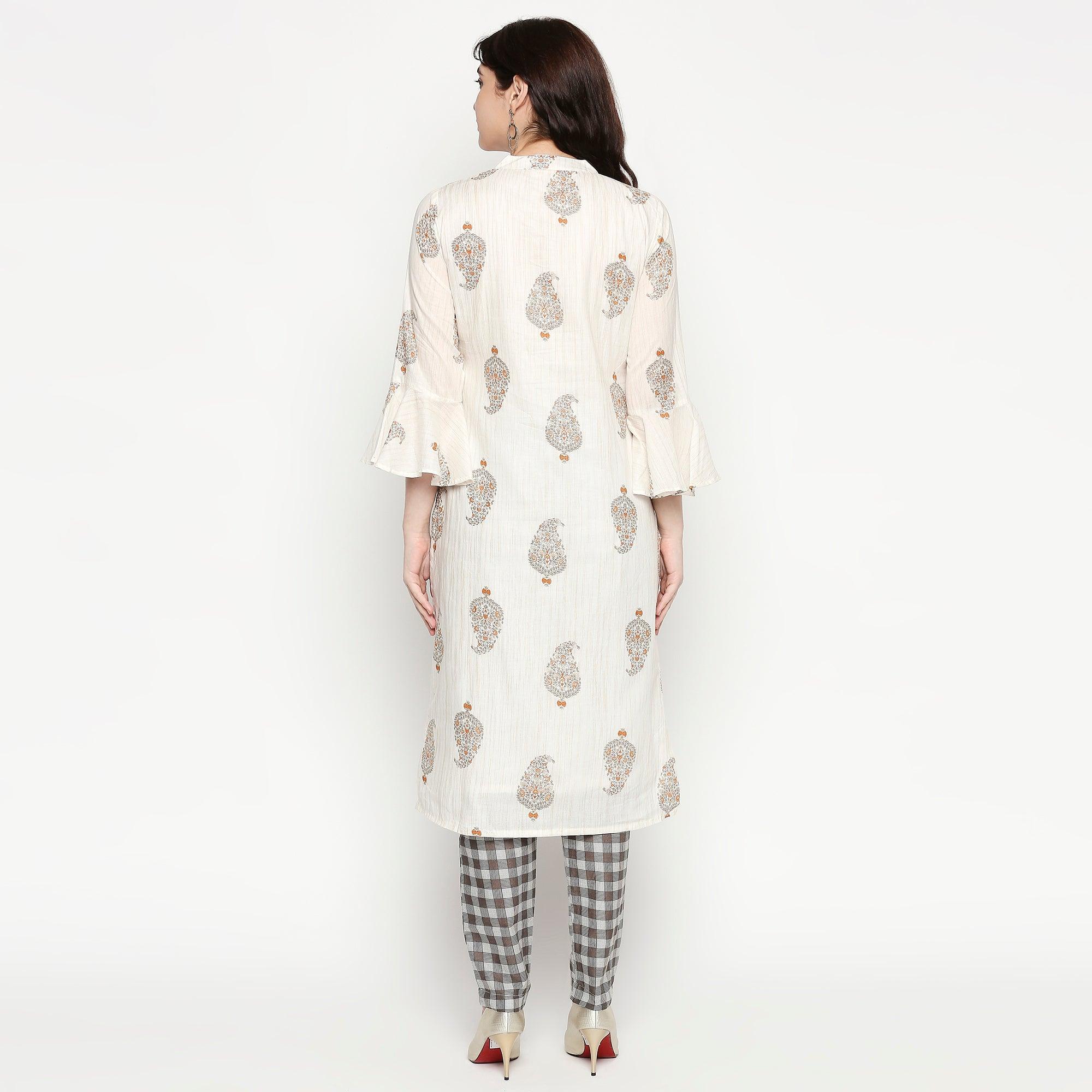 Engrossing White Colored Casual Wear Printed Cotton Kurti-Pant Set - Peachmode