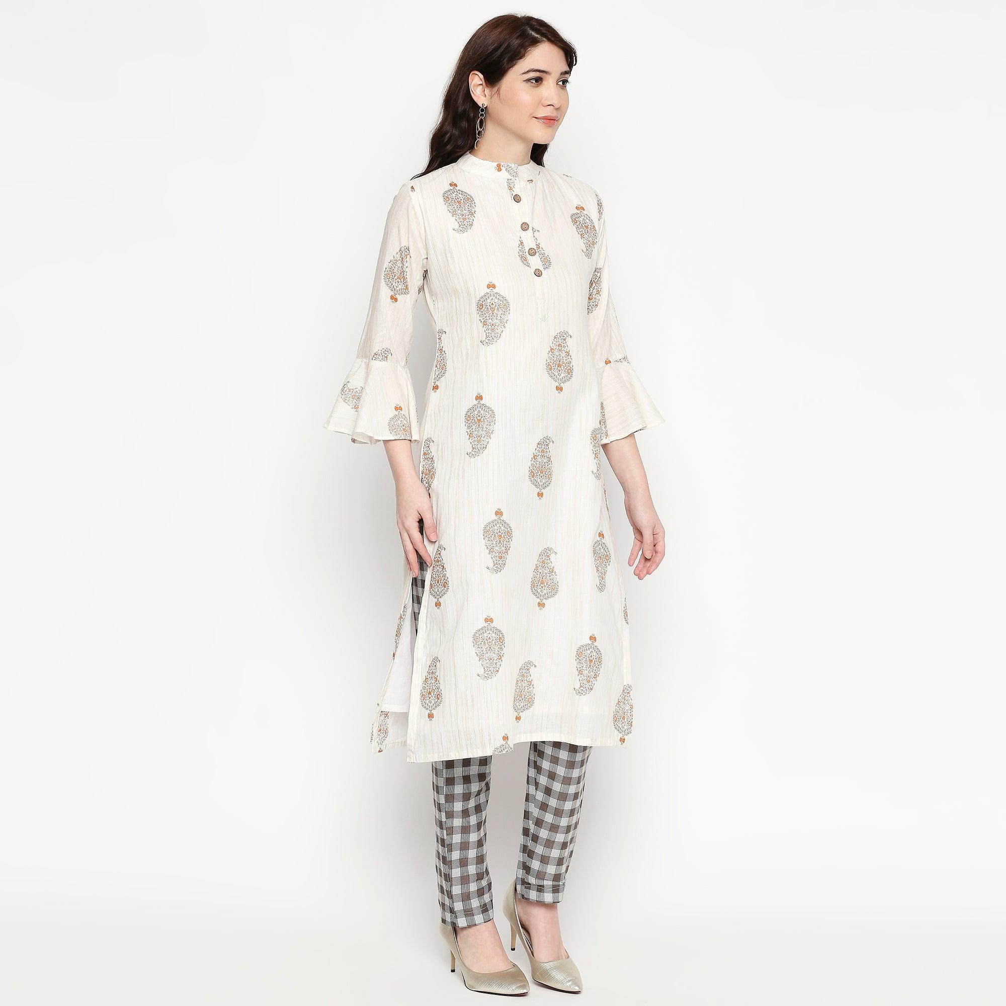 Engrossing White Colored Casual Wear Printed Cotton Kurti-Pant Set - Peachmode