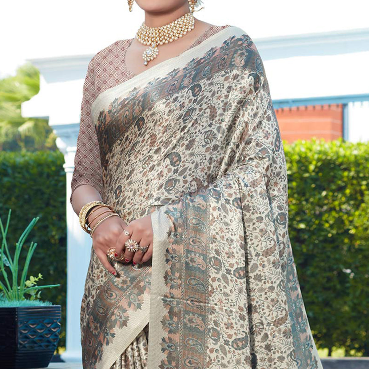 Grey Digital Printed Pashmina Saree