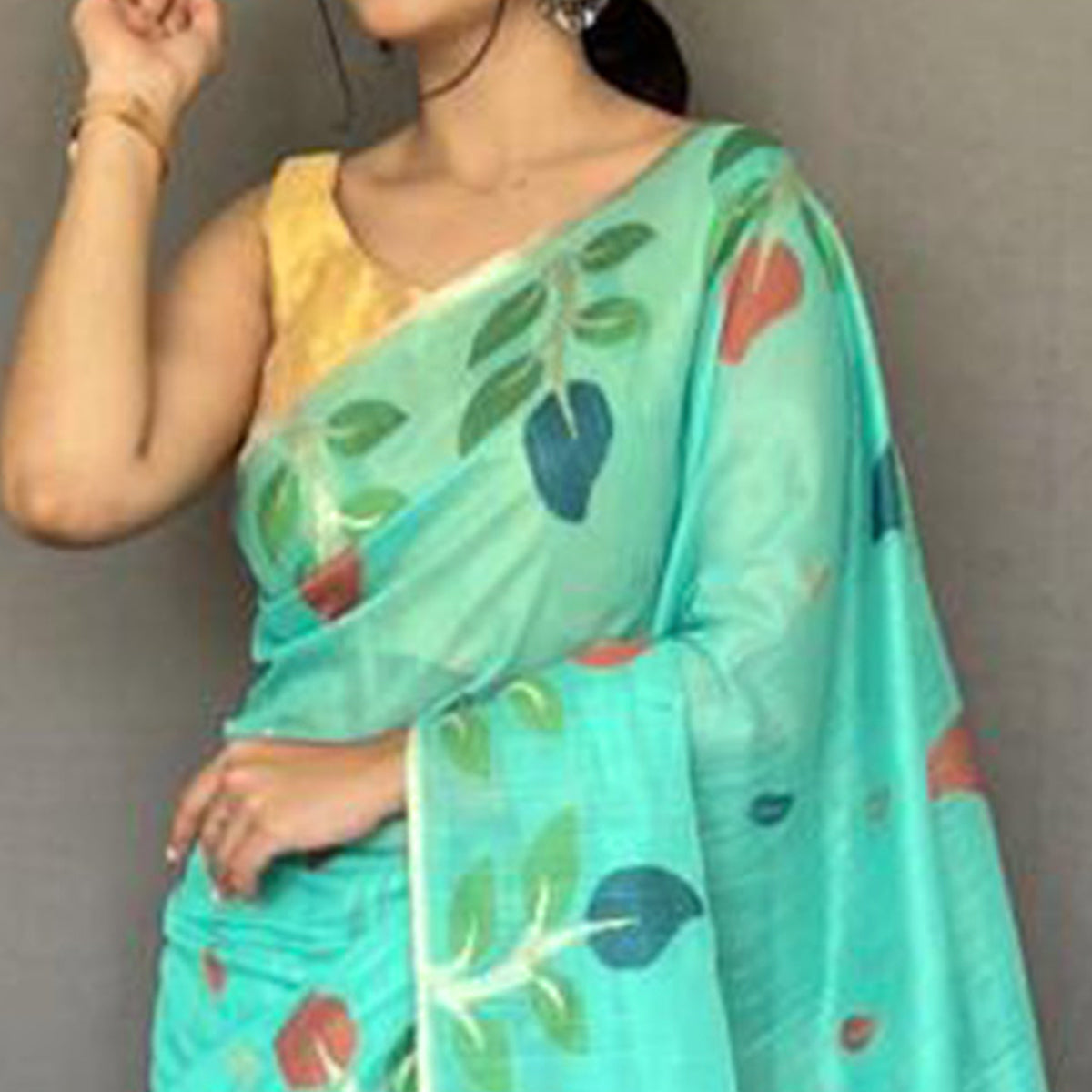 Rama Green Floral Woven Cotton Saree