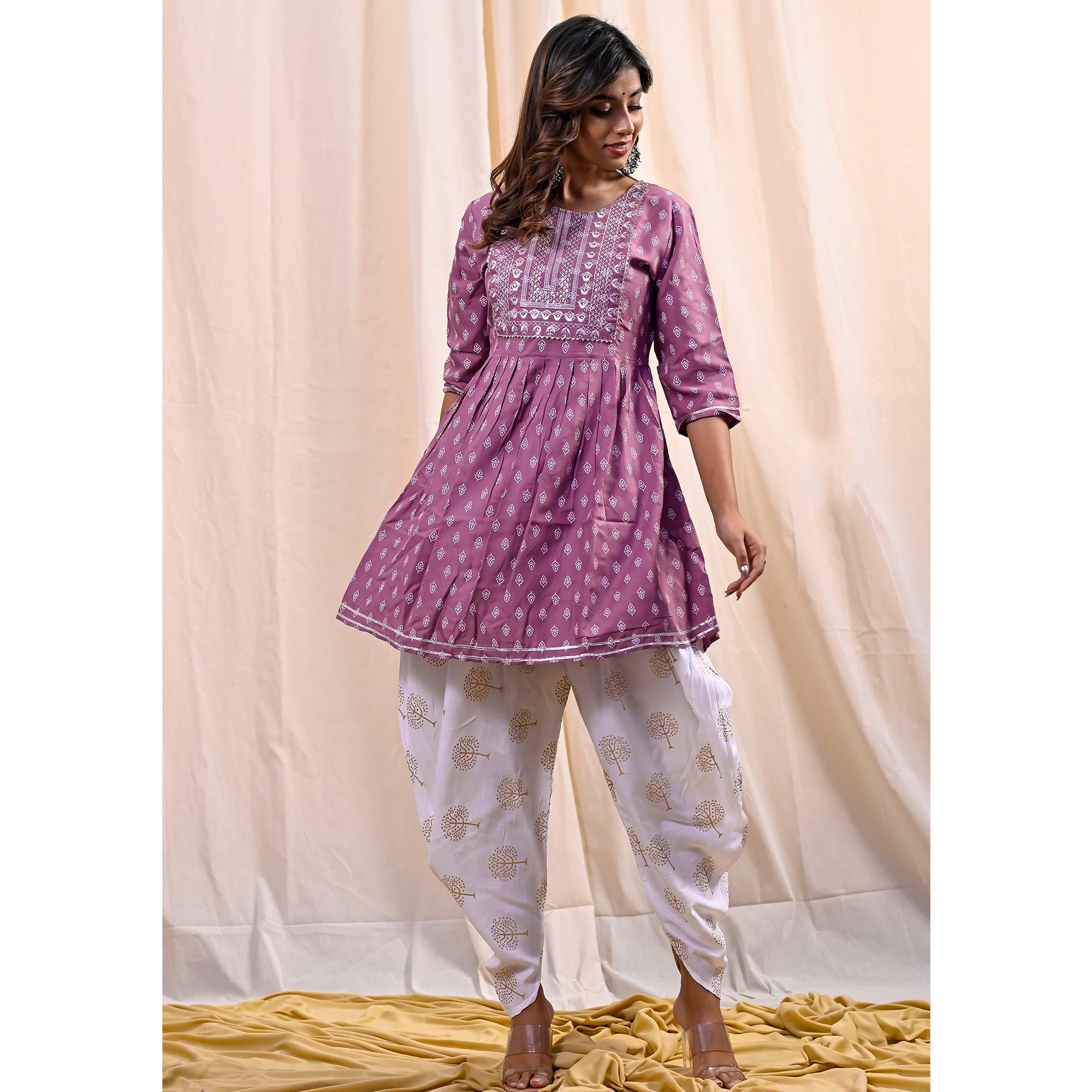Floral Printed Cotton Kurti With Dhoti Pants – mbz.in