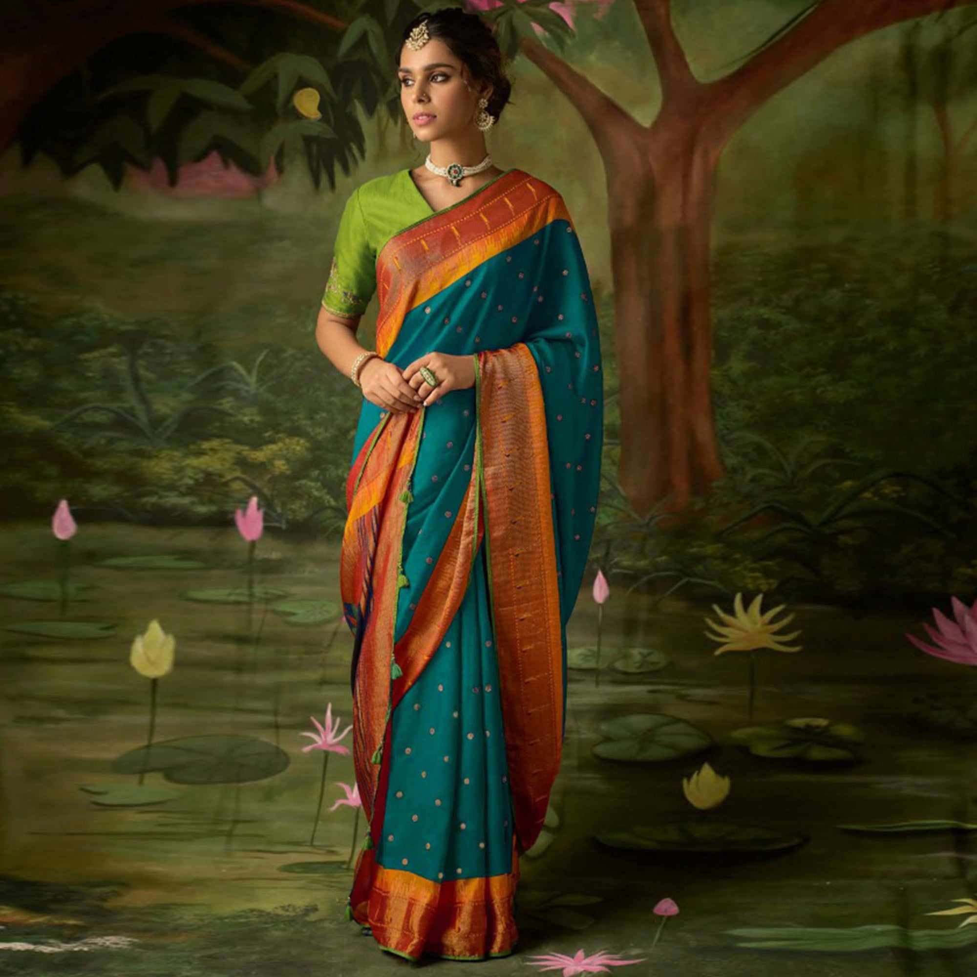 JNX-KIMORAMERA3CLR-15049D