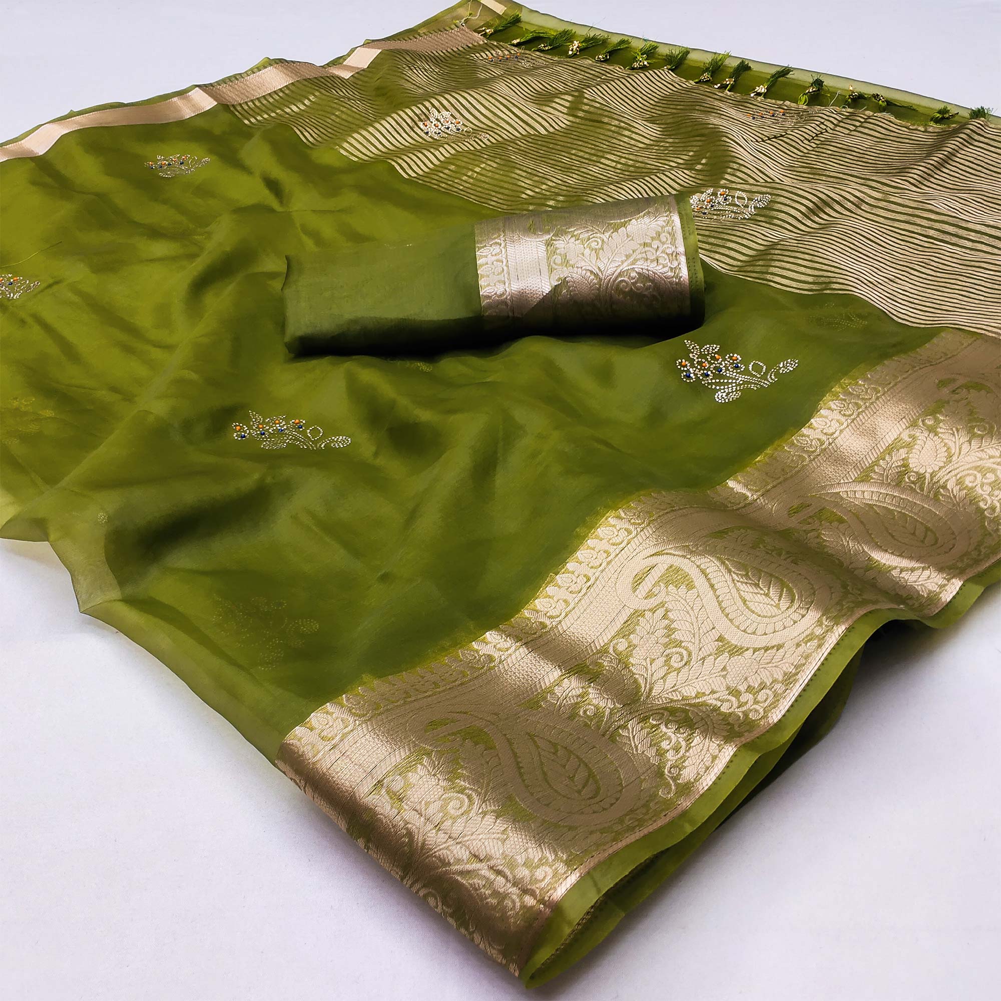 Green Floral Foil With Woven Border Organza Saree