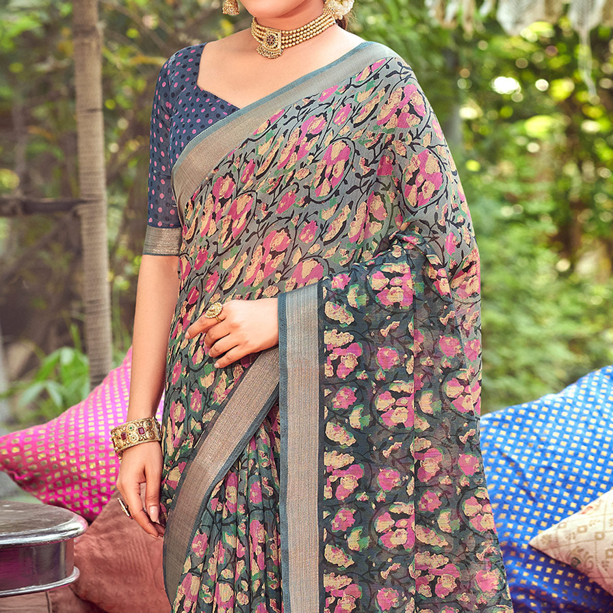 Grey Floral Printed With Woven Border Linen Saree