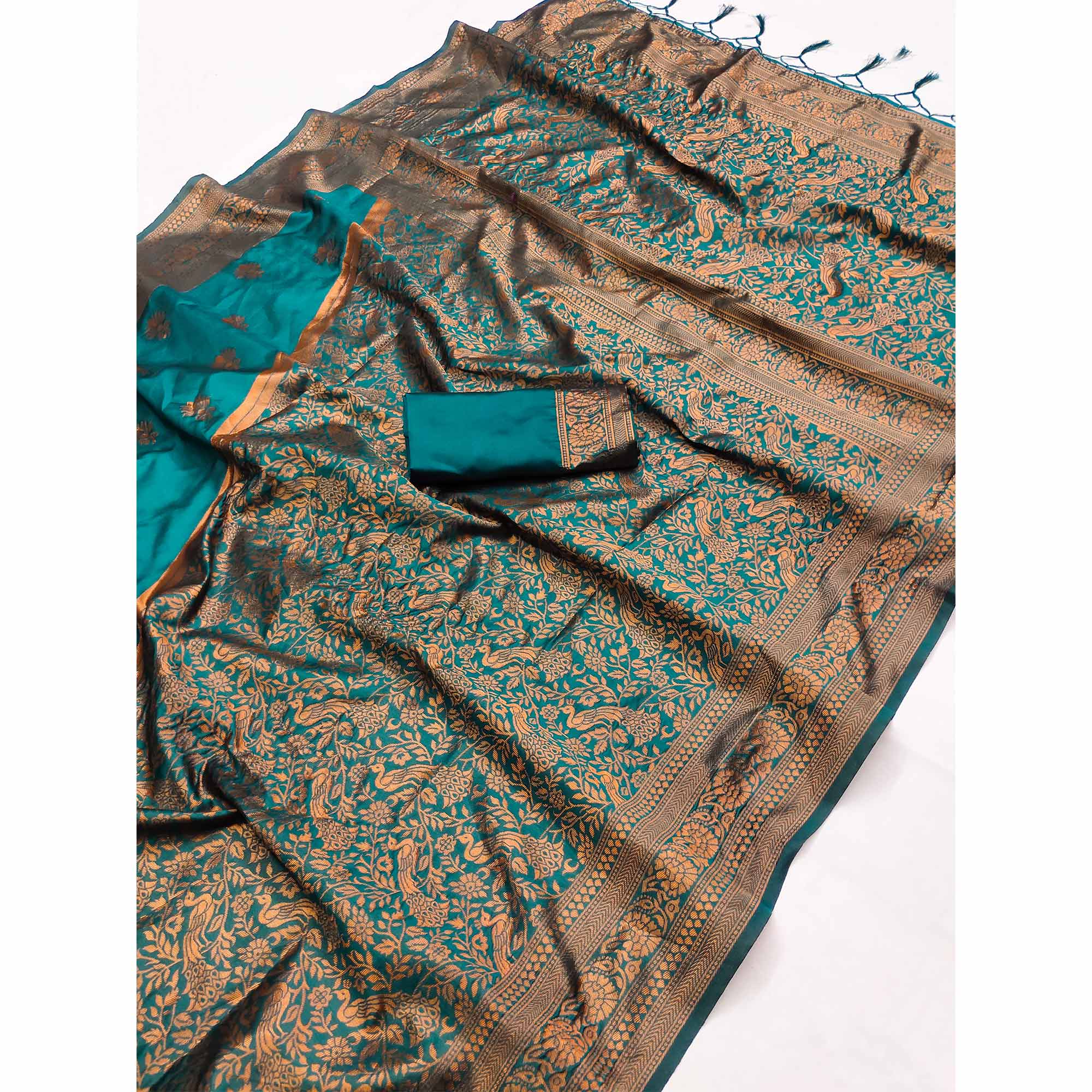 Morpich Woven Art Silk Saree With Tassels