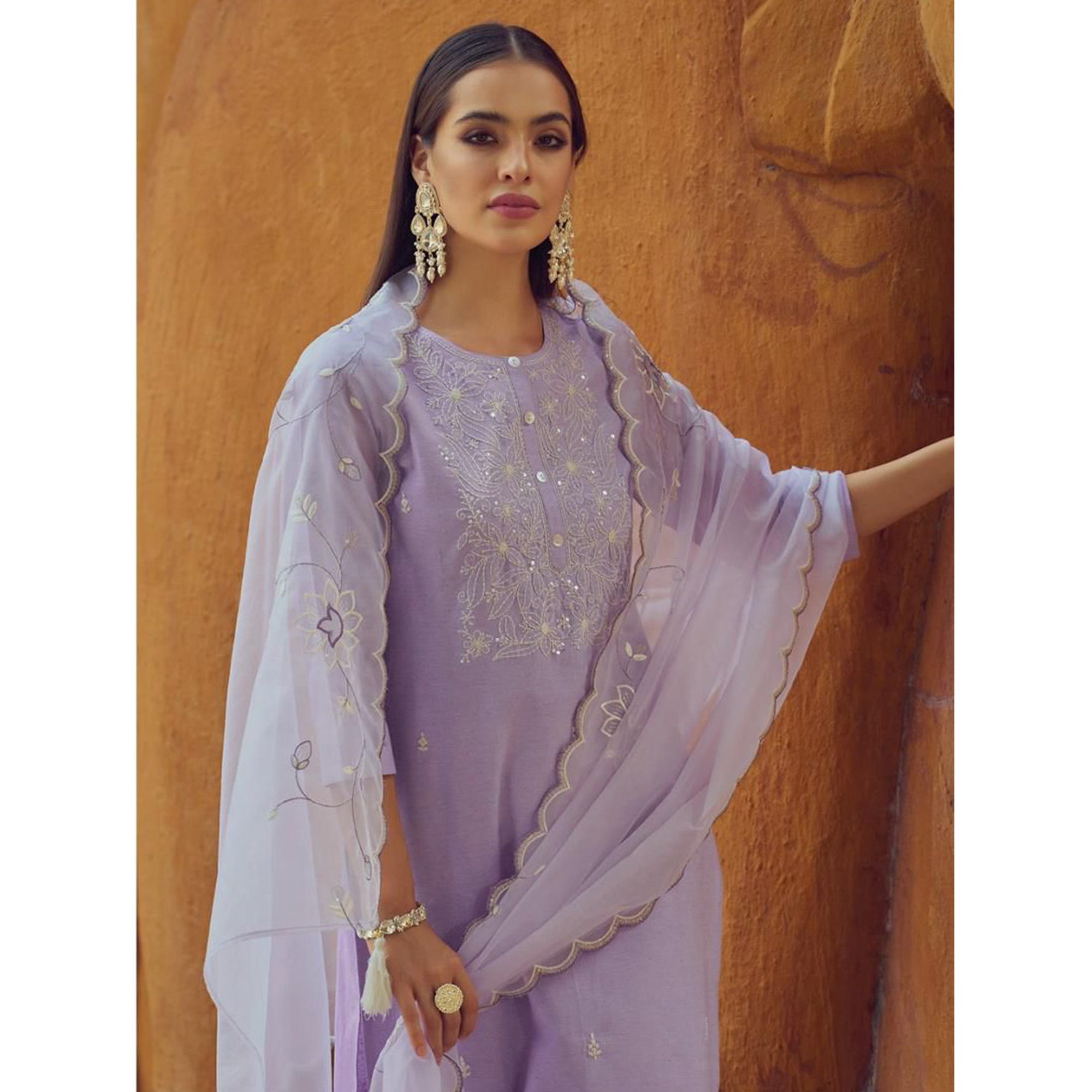 Light Purple Kantha Embroidered Linen Salwar Suit