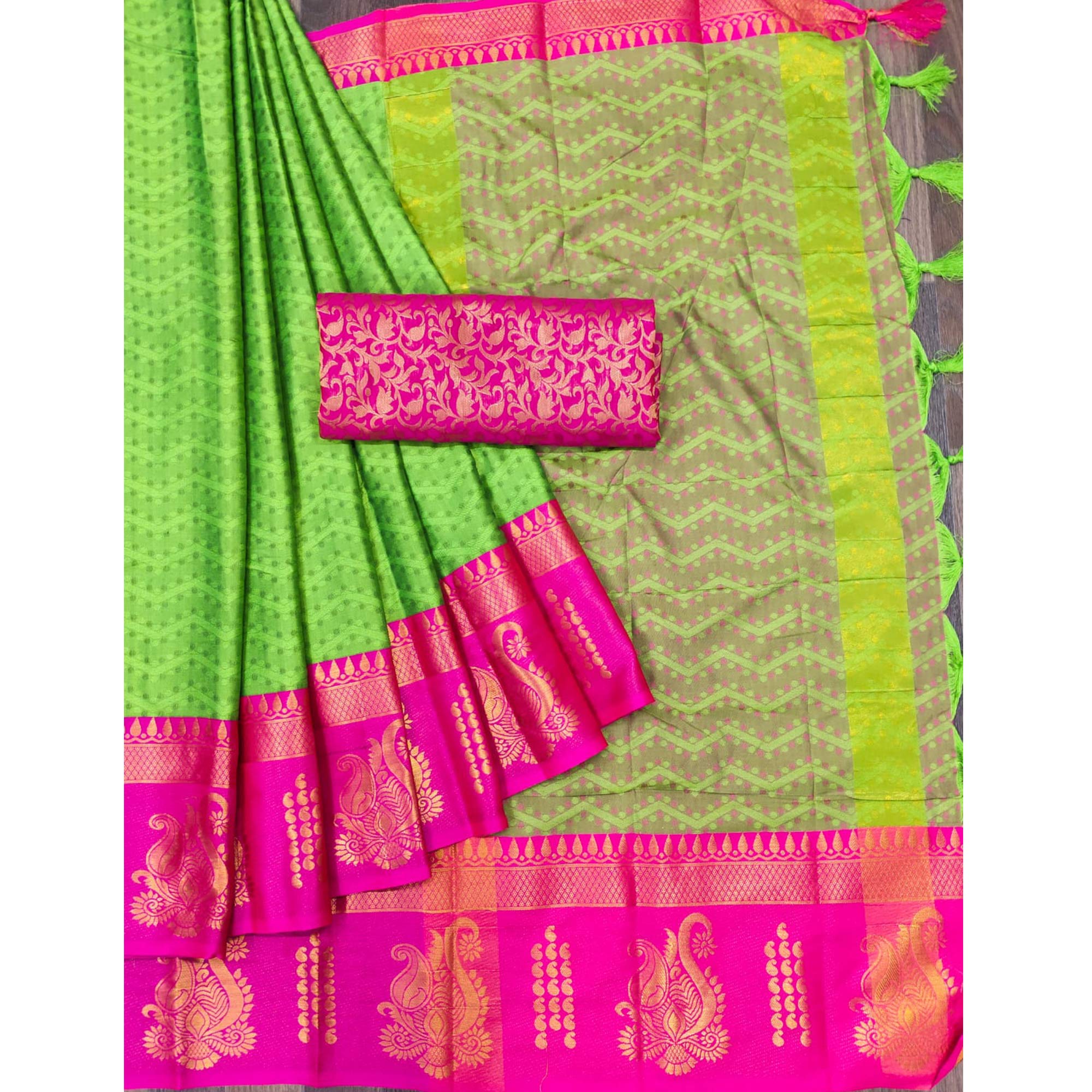 Parrot Green Woven Cotton Silk Saree With Tassels