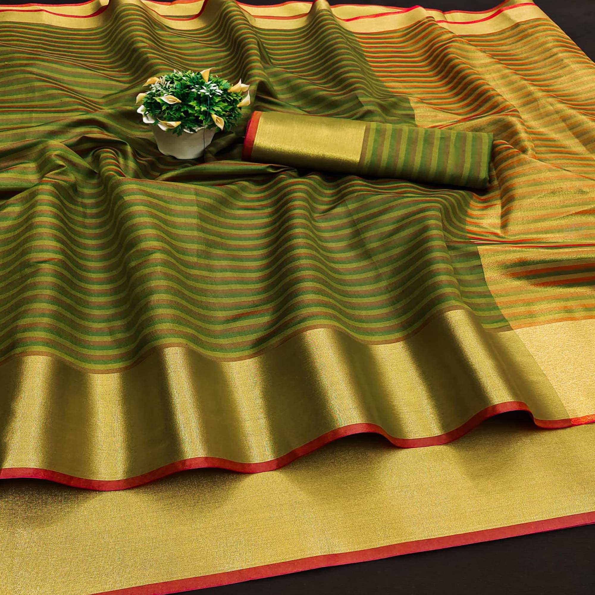 Mehendi Green Woven Cotton Silk Saree