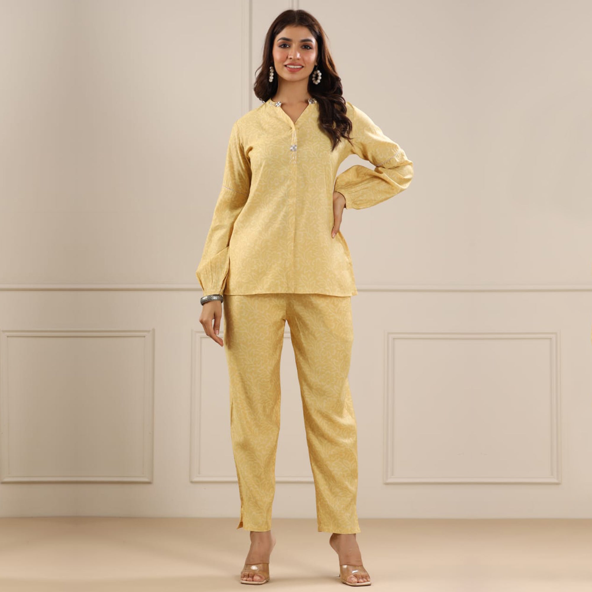 AARD-MHRN-1658-YELLOW