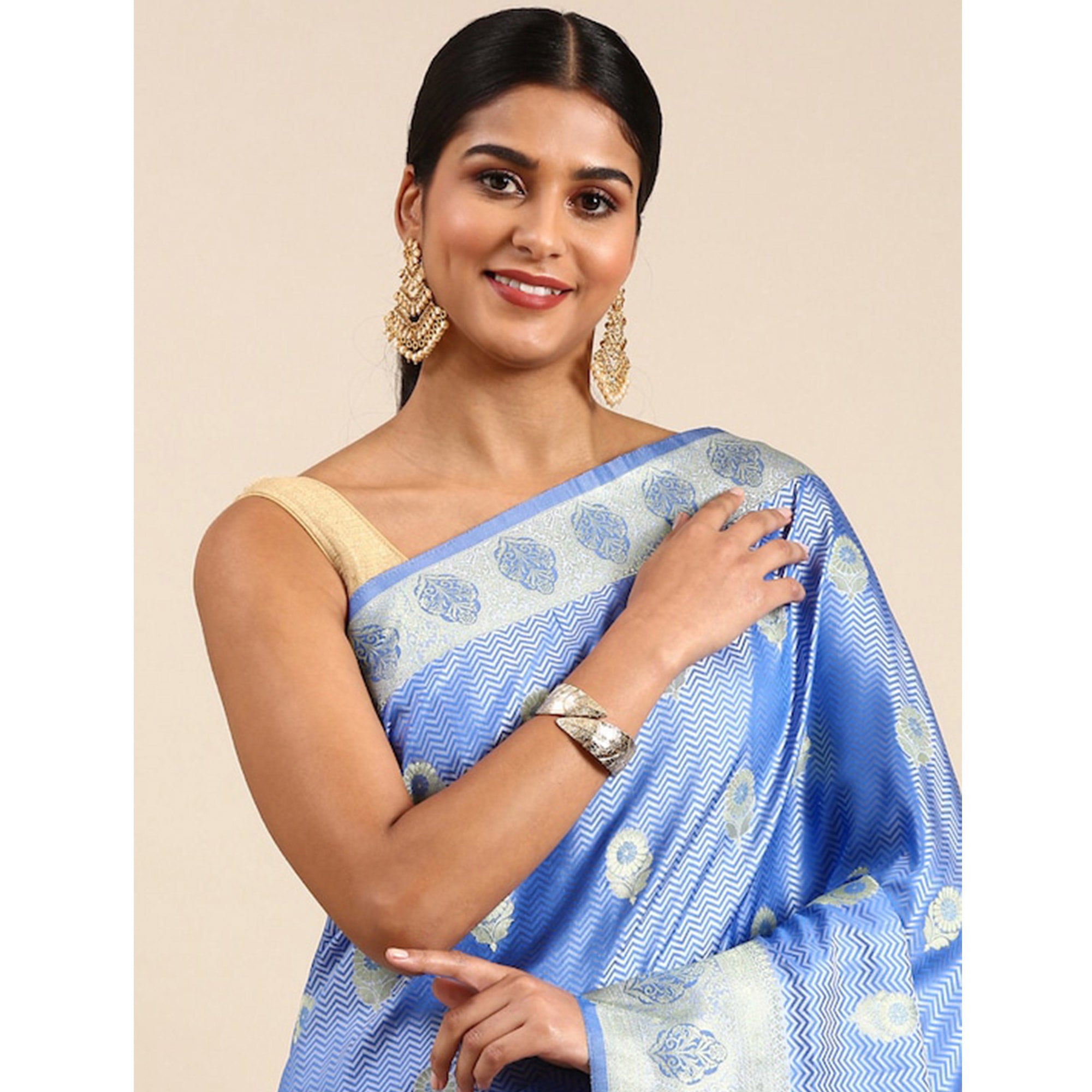 Blue Woven Kanjivaram Silk Saree WithTassels