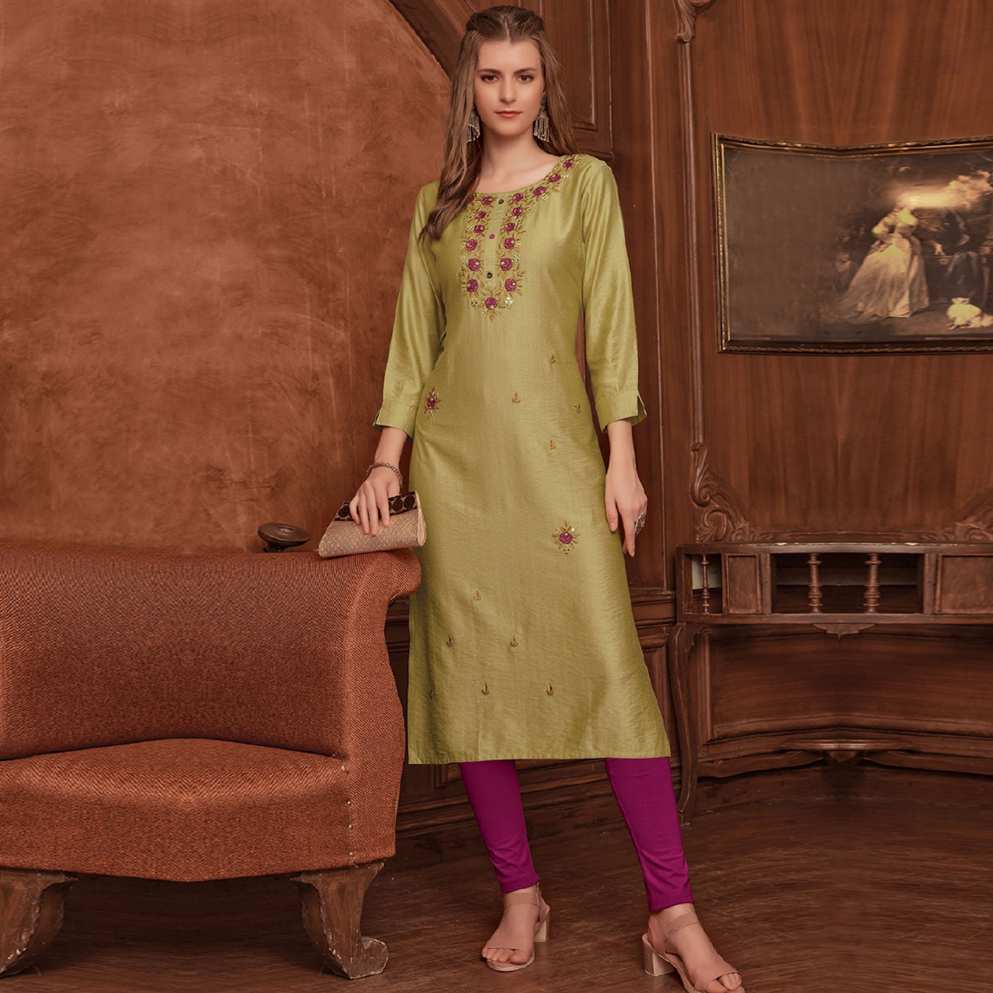 Mehendi Green Floral Embroidered Rayon Kurti