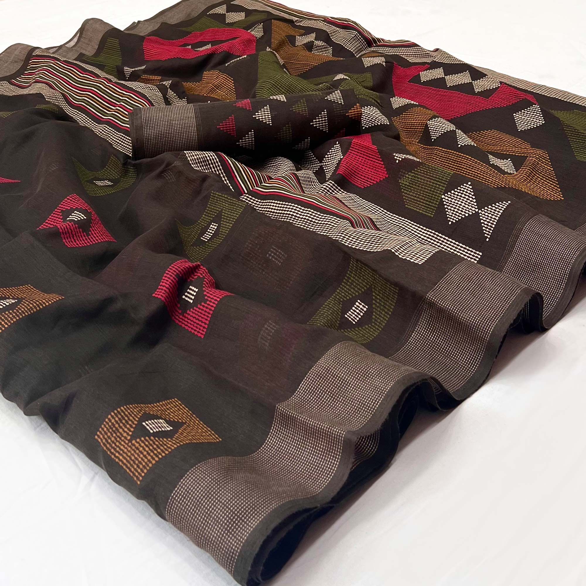 Dark Brown Geometric Printed Cotton Blend Saree
