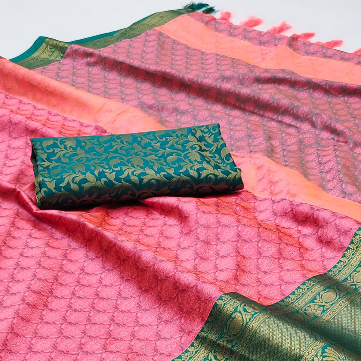 Gajari Pink Printed And Woven Cotton Silk Saree With Tassels