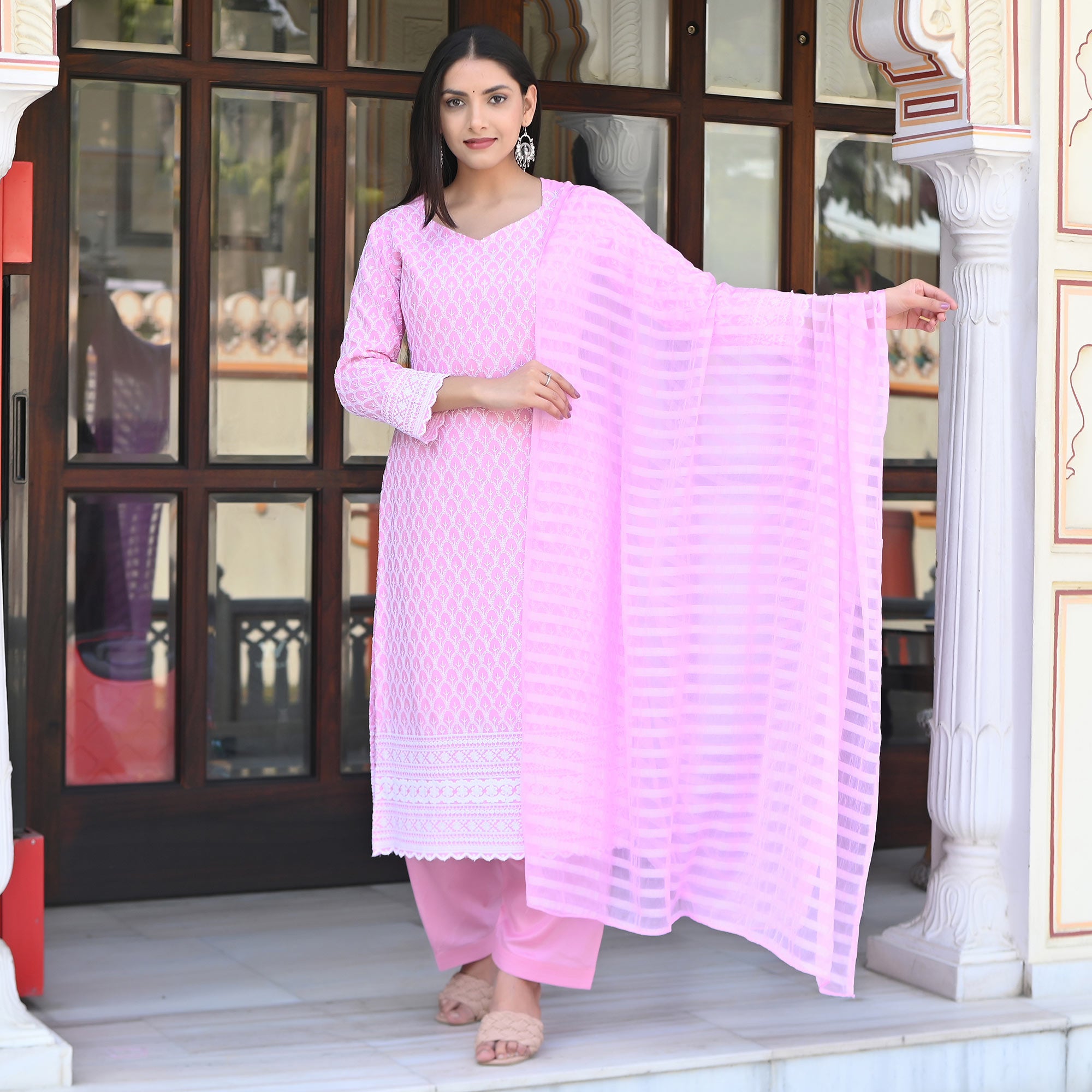 Pink lucknowi Work Cotton Blend Salwar Suit