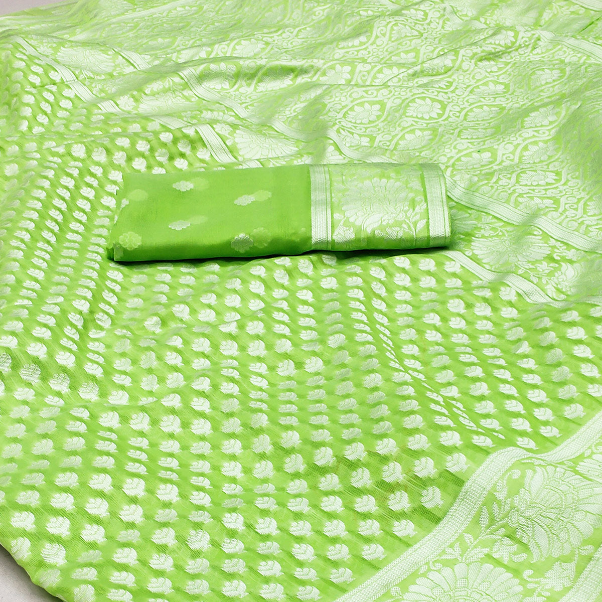 Green  Woven Cotton Silk Saree