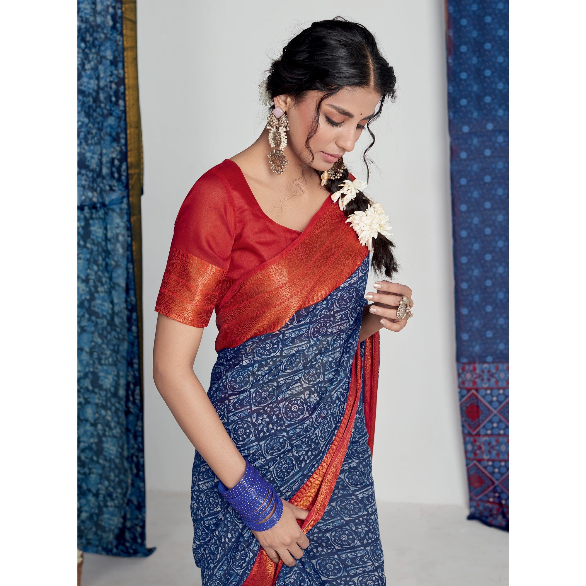 Blue Printed With Woven Border Cotton Blend Saree