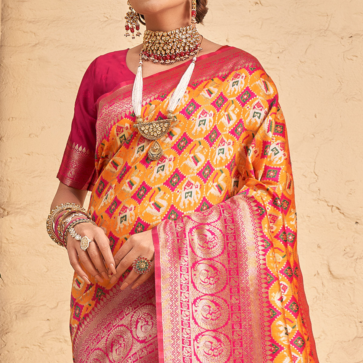 SHT-ANANDI-PATOLA-A