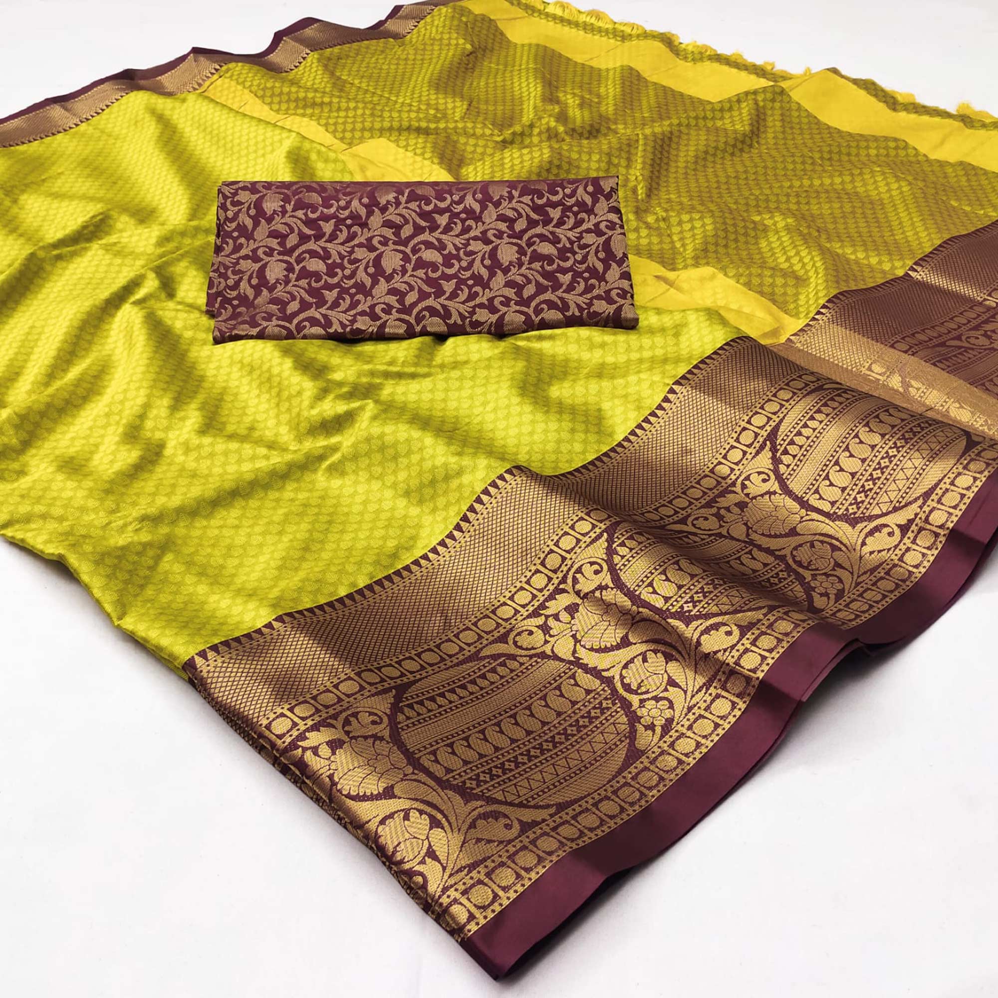 Lemon Green Woven Cotton Silk Saree With Tassels