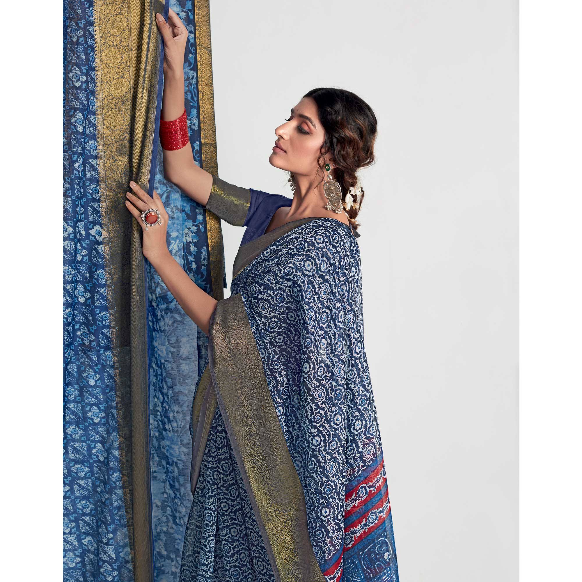 Blue Printed With Woven Border Cotton Blend Saree