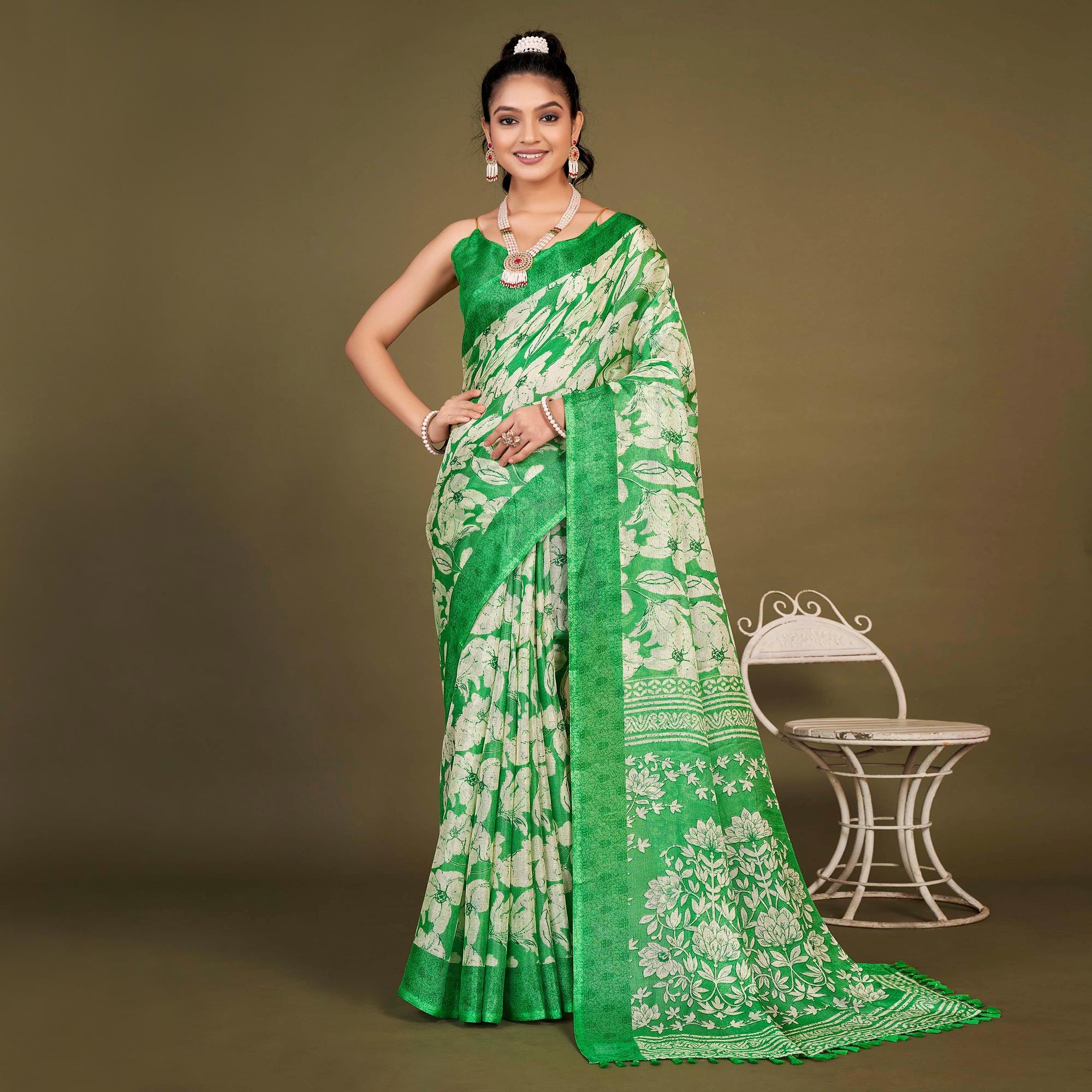 Green Floral Printed Jute Saree With Tassels