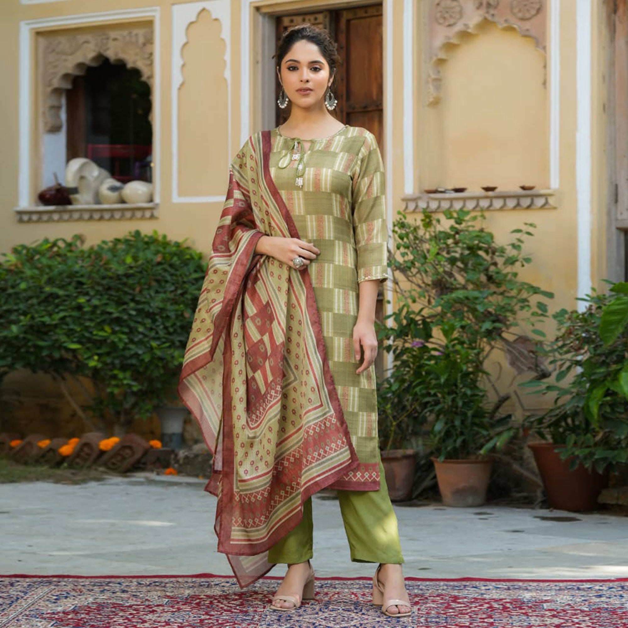 Mehendi Green Checked Printed Rayon Suit