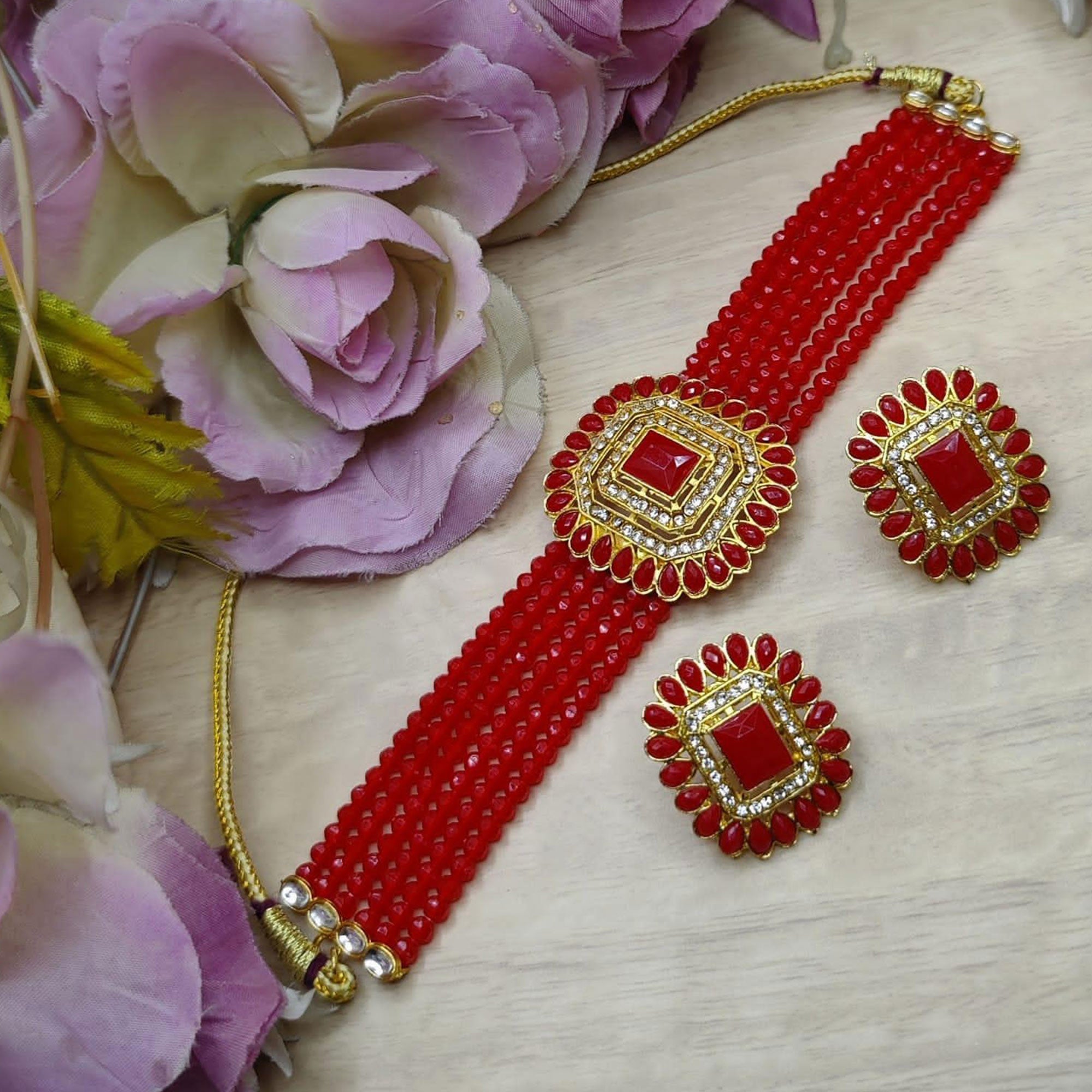 Red Alloy Choker Set
