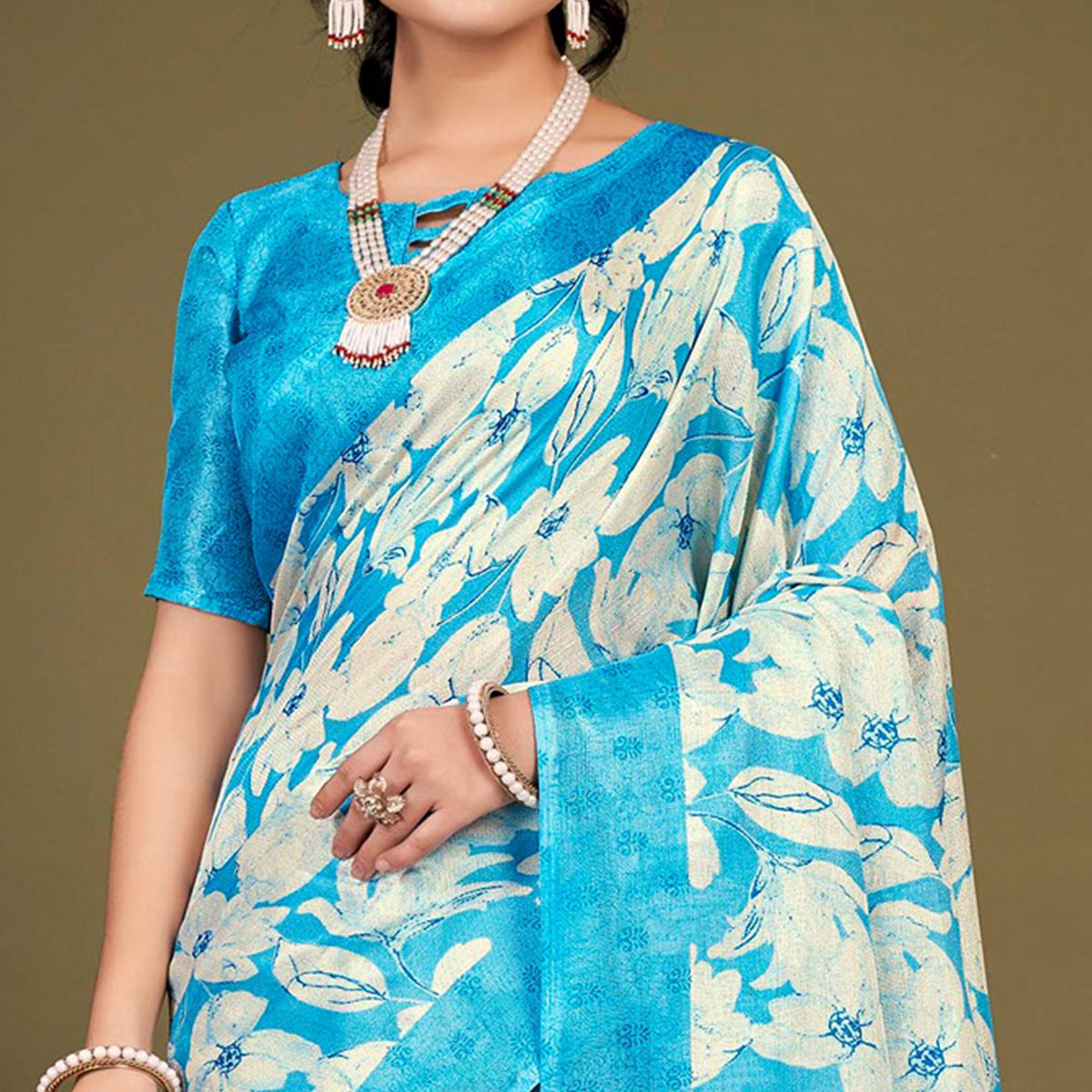 Blue Floral Printed Jute Saree With Tassels