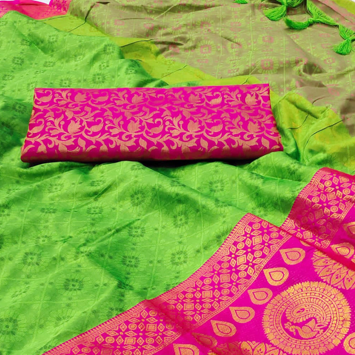 Parrot Green Woven Cotton Silk Saree With Tassels