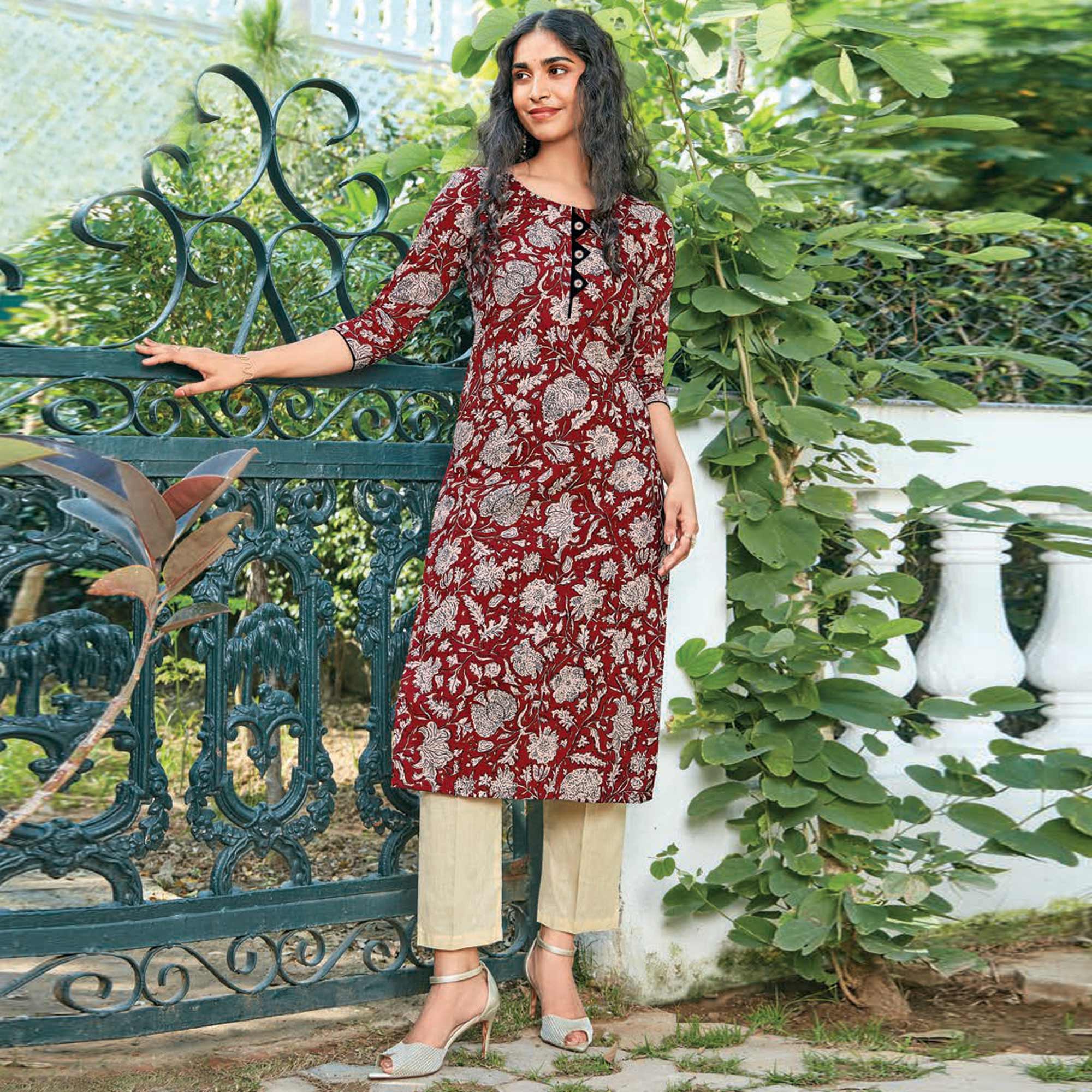 Maroon Floral Printed Cotton Blend Kurti S - Main Image