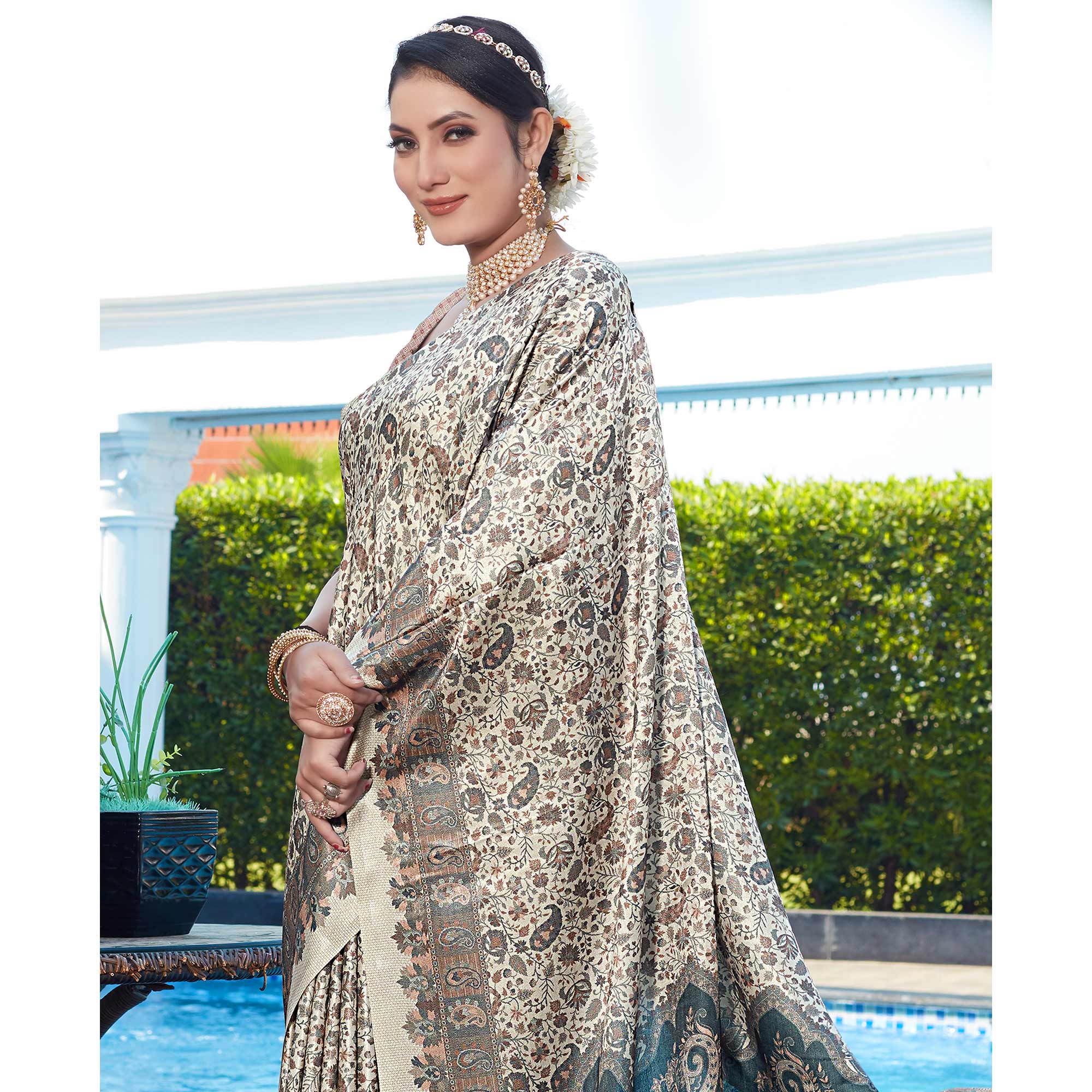 Grey Digital Printed Pashmina Saree