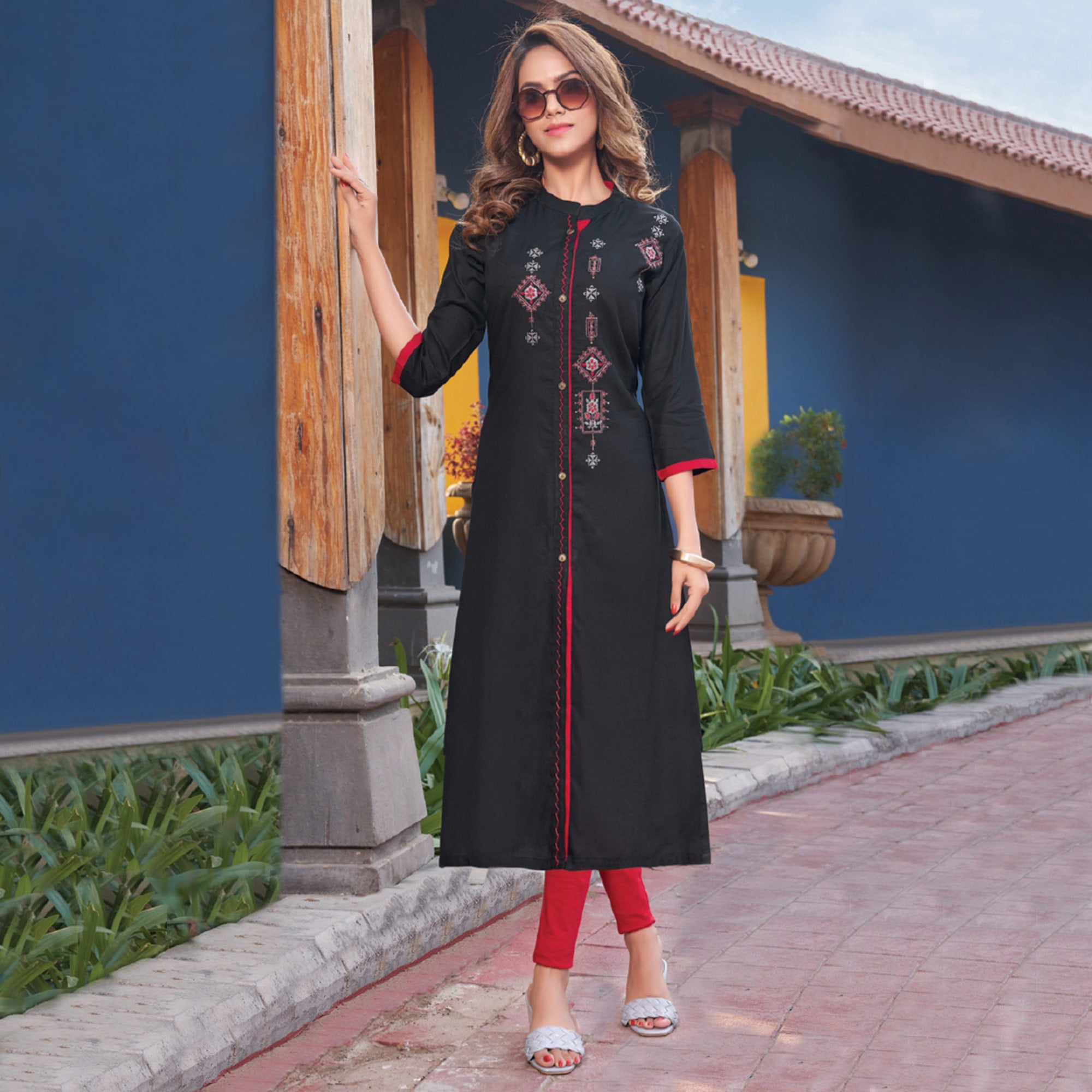 Black Embroidered Rayon Kurti