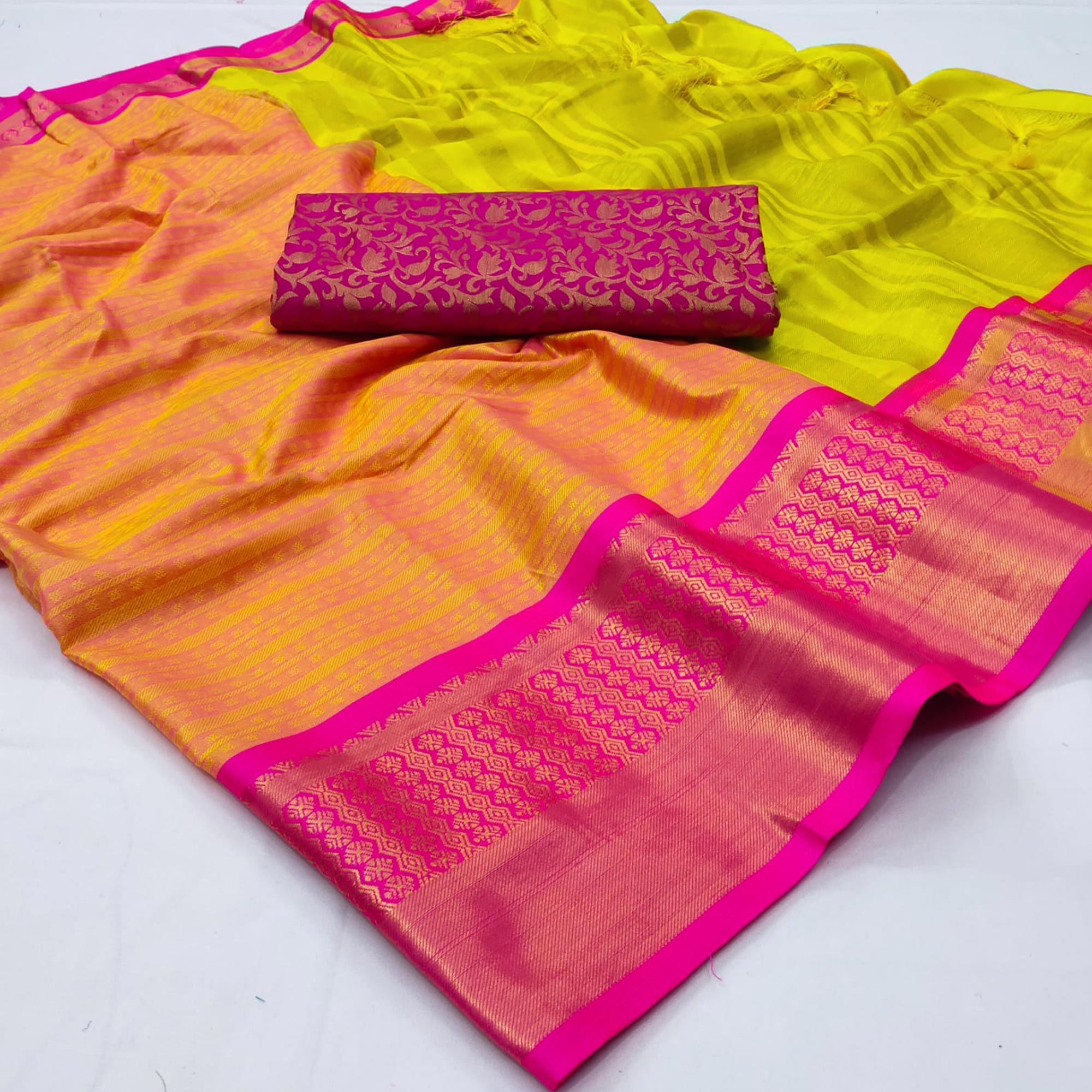 Lemon Green Woven Cotton Silk Saree