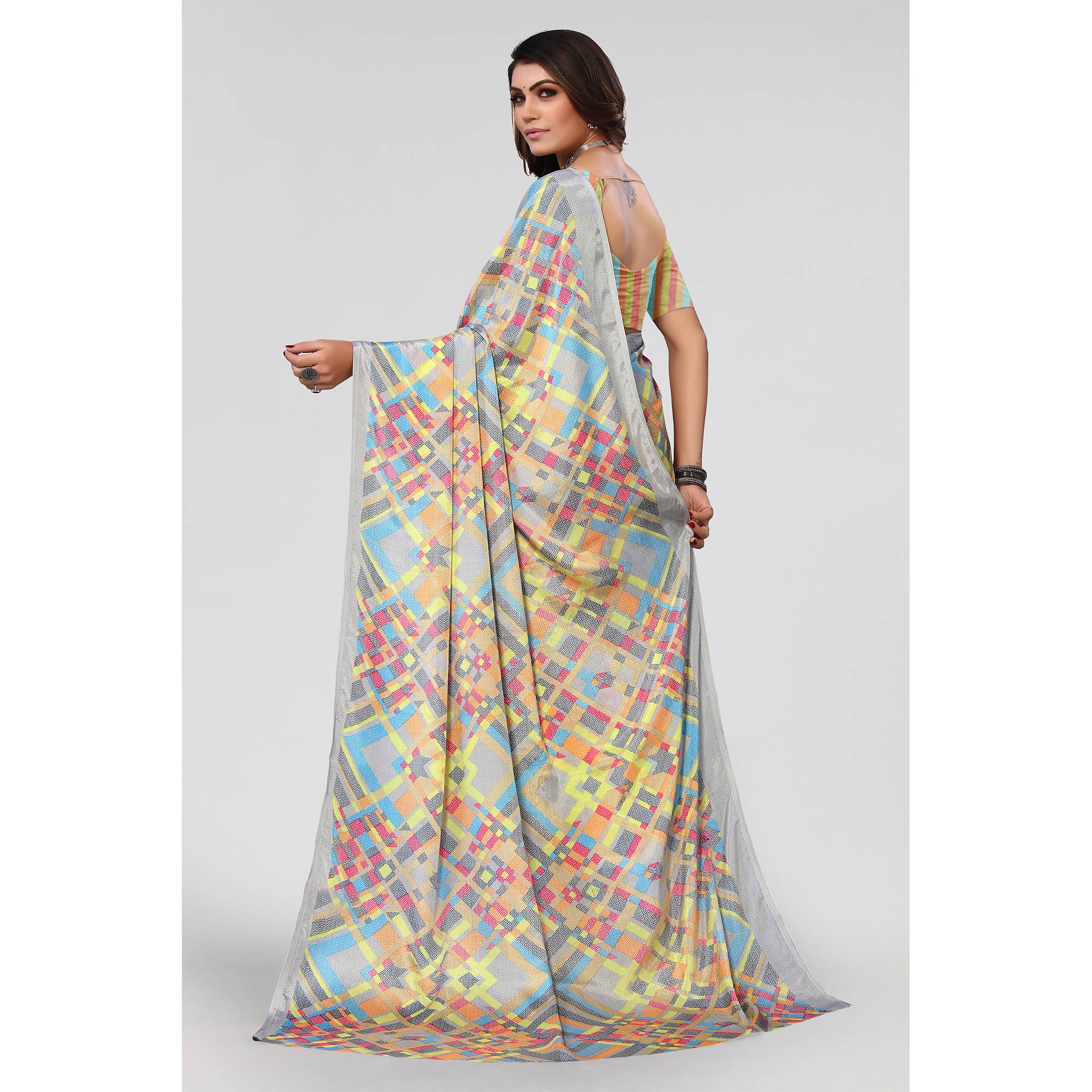 Grey Geometric Printed Chiffon Saree