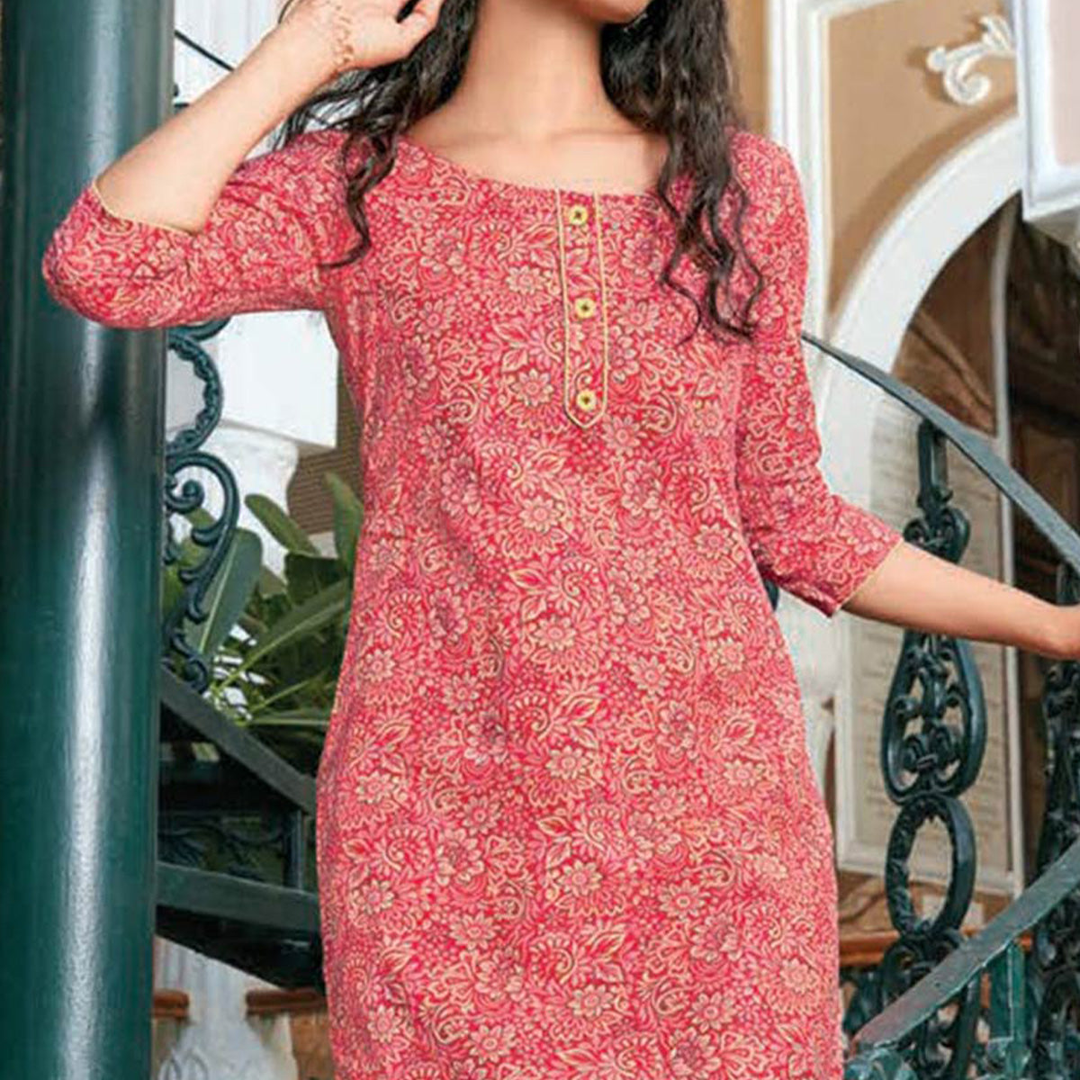 Pink Floral Printed Cotton Blend Kurti