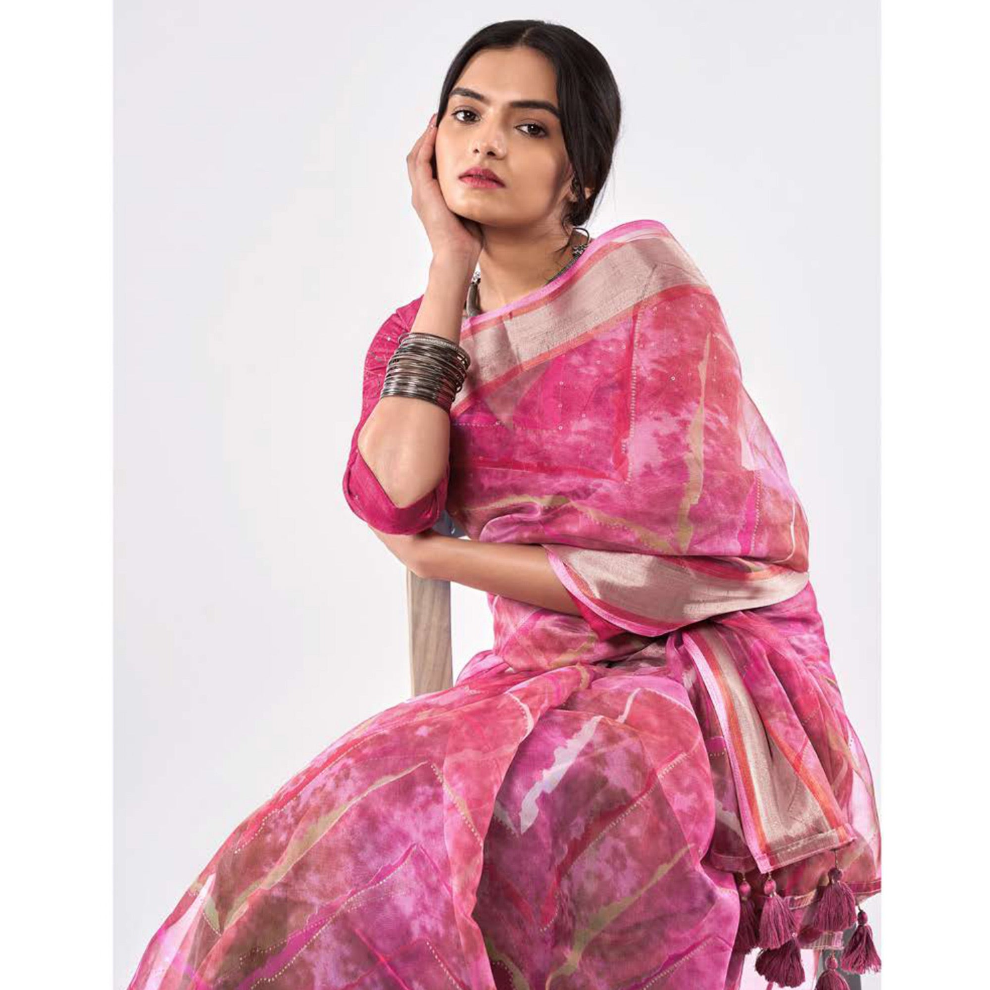 Magenta Purple Printed Organza Saree With Woven Border