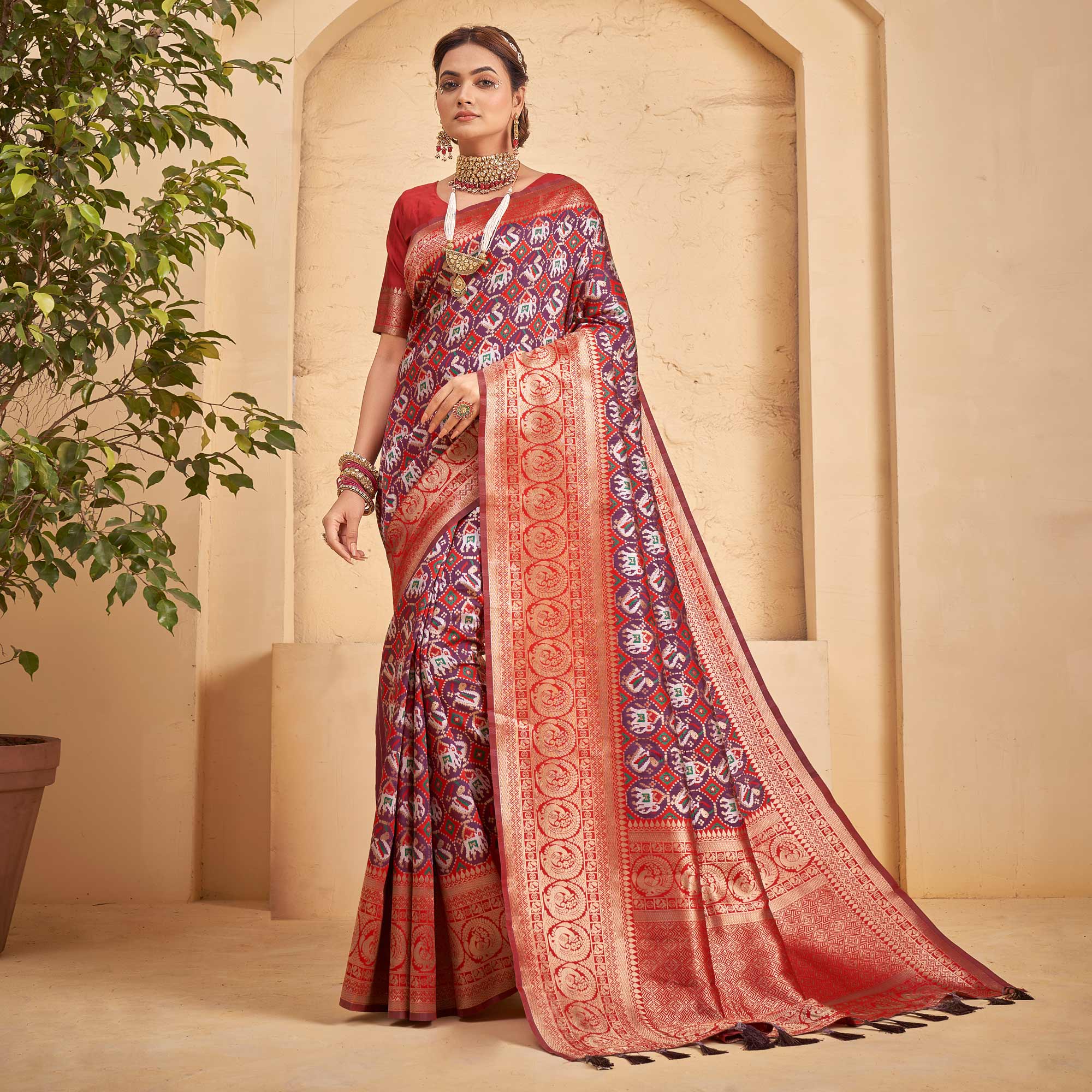 SHT-ANANDI-PATOLA-E