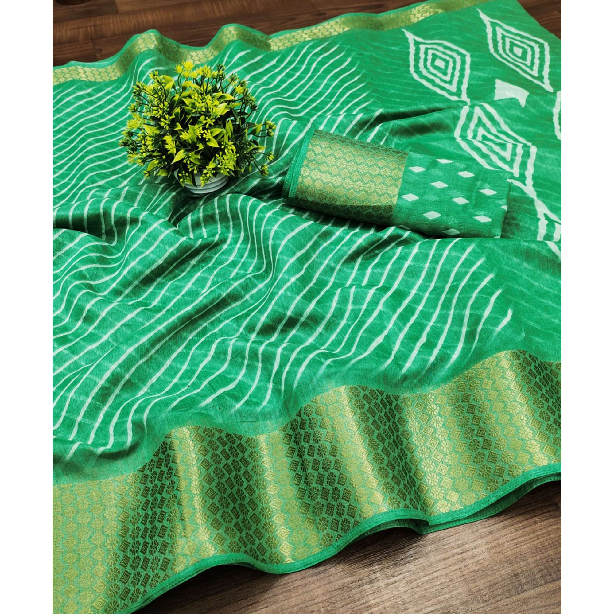 Green Striped Printed Linen Saree